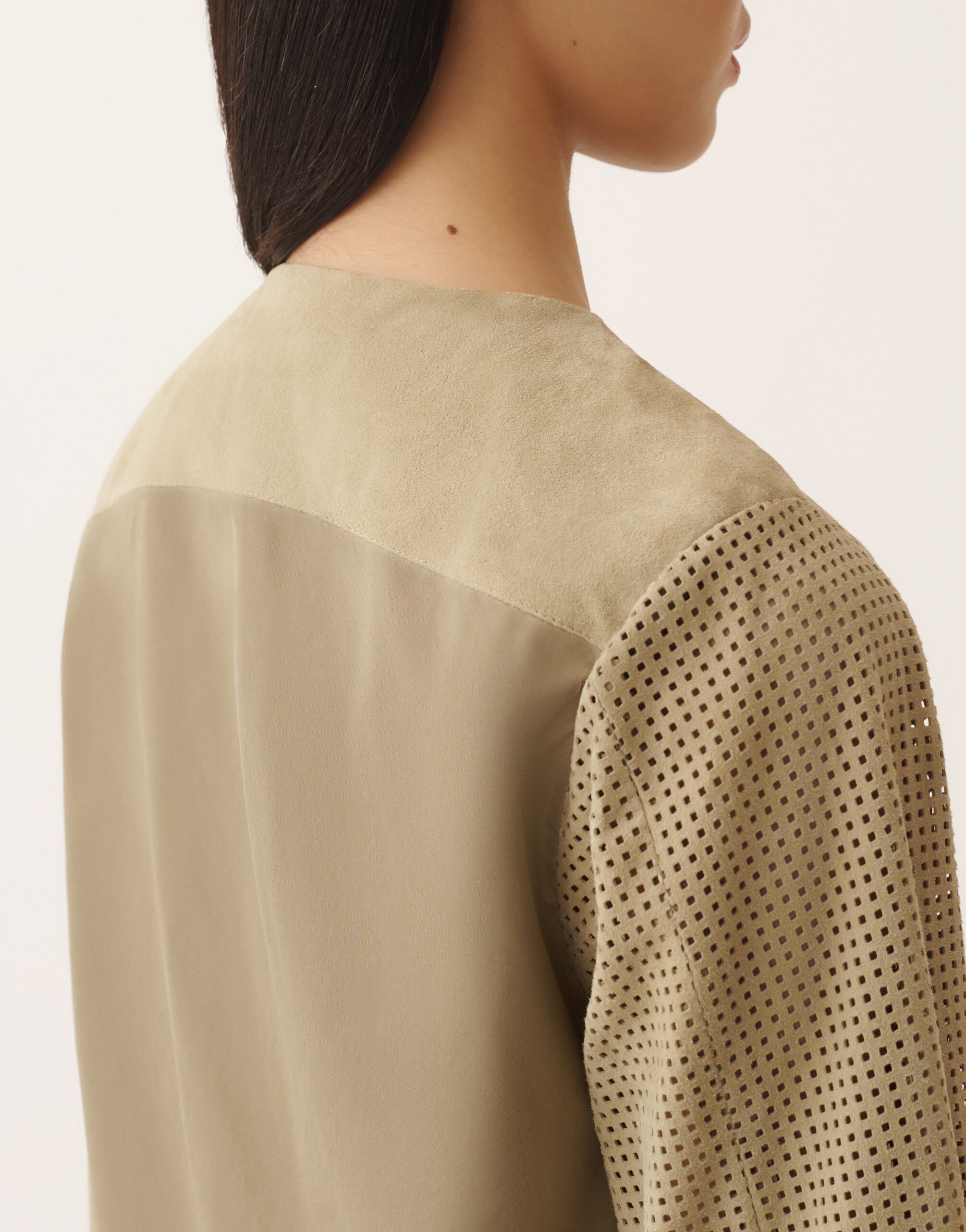 Perforierte Wildlederjacke, Khaki Fabiana Filippi Perforierte Wildlederjacke, Khaki Khaki PLD276F721M1360000