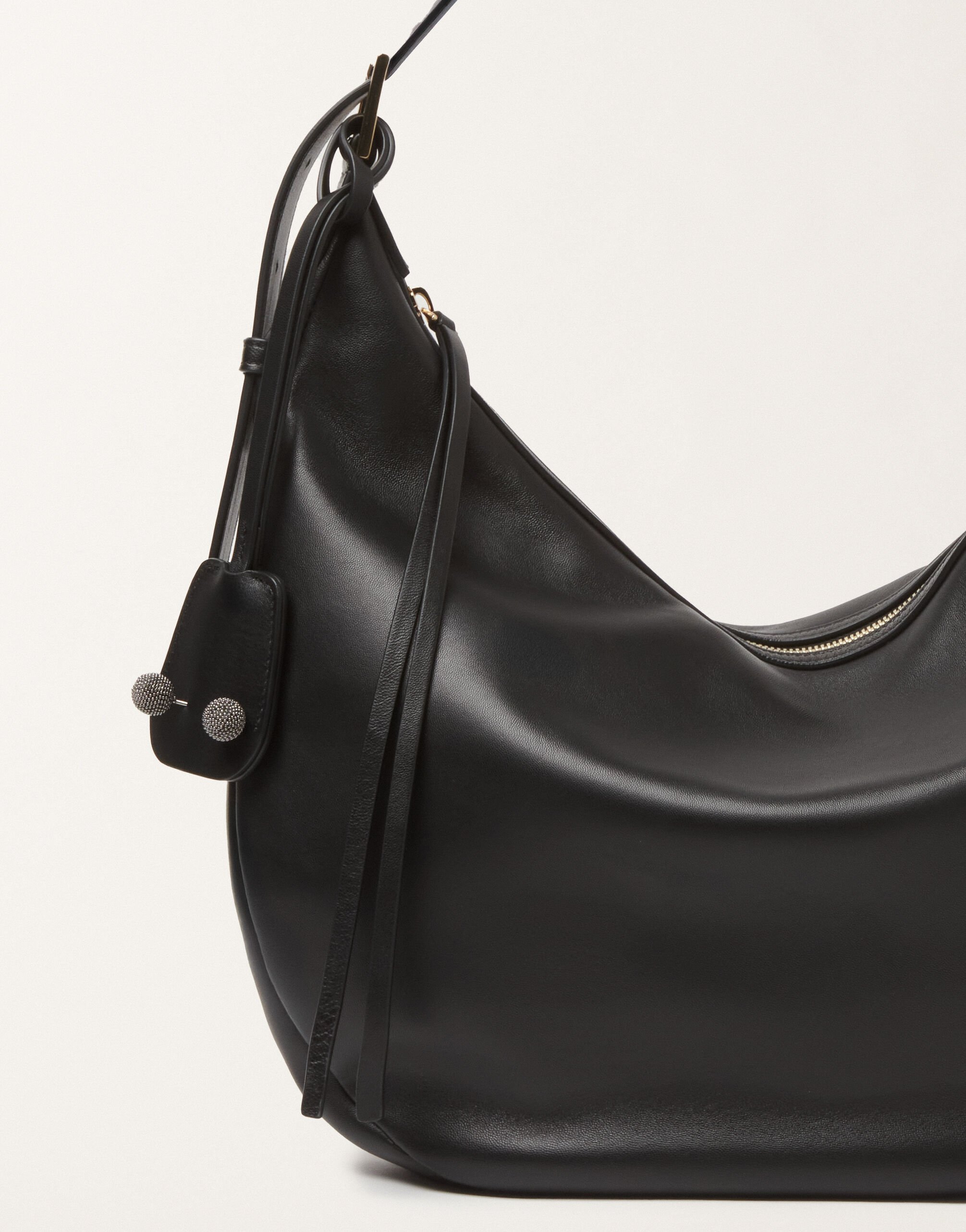 Fabiana Filippi Black nappa hobo bag Black BGD266A803M0040000