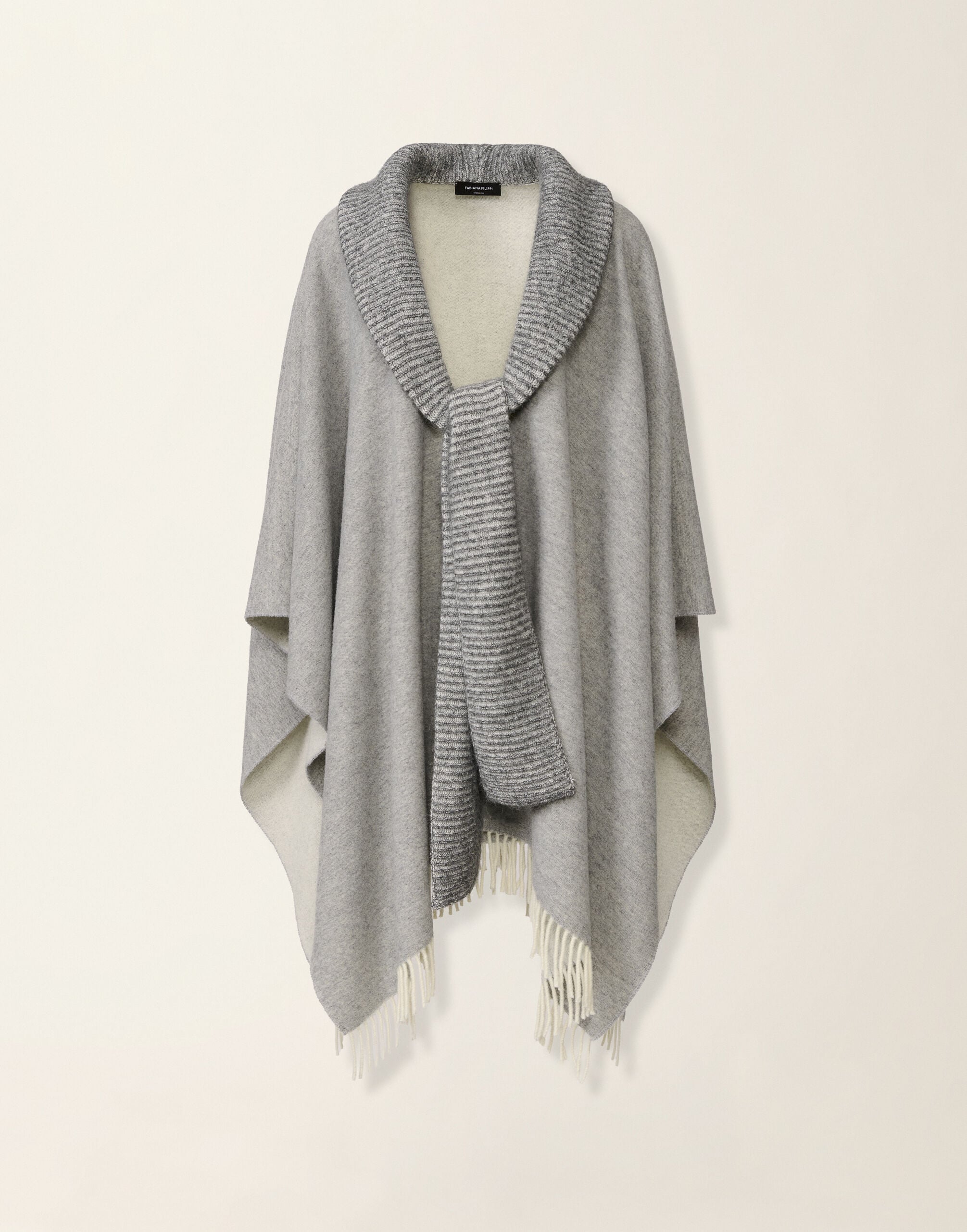 Cape aus Alpaka und Wolle mit Pailletten, Melange Fabiana Filippi Cape aus Alpaka und Wolle mit Pailletten, Melange Melange SAD226A912M5780000