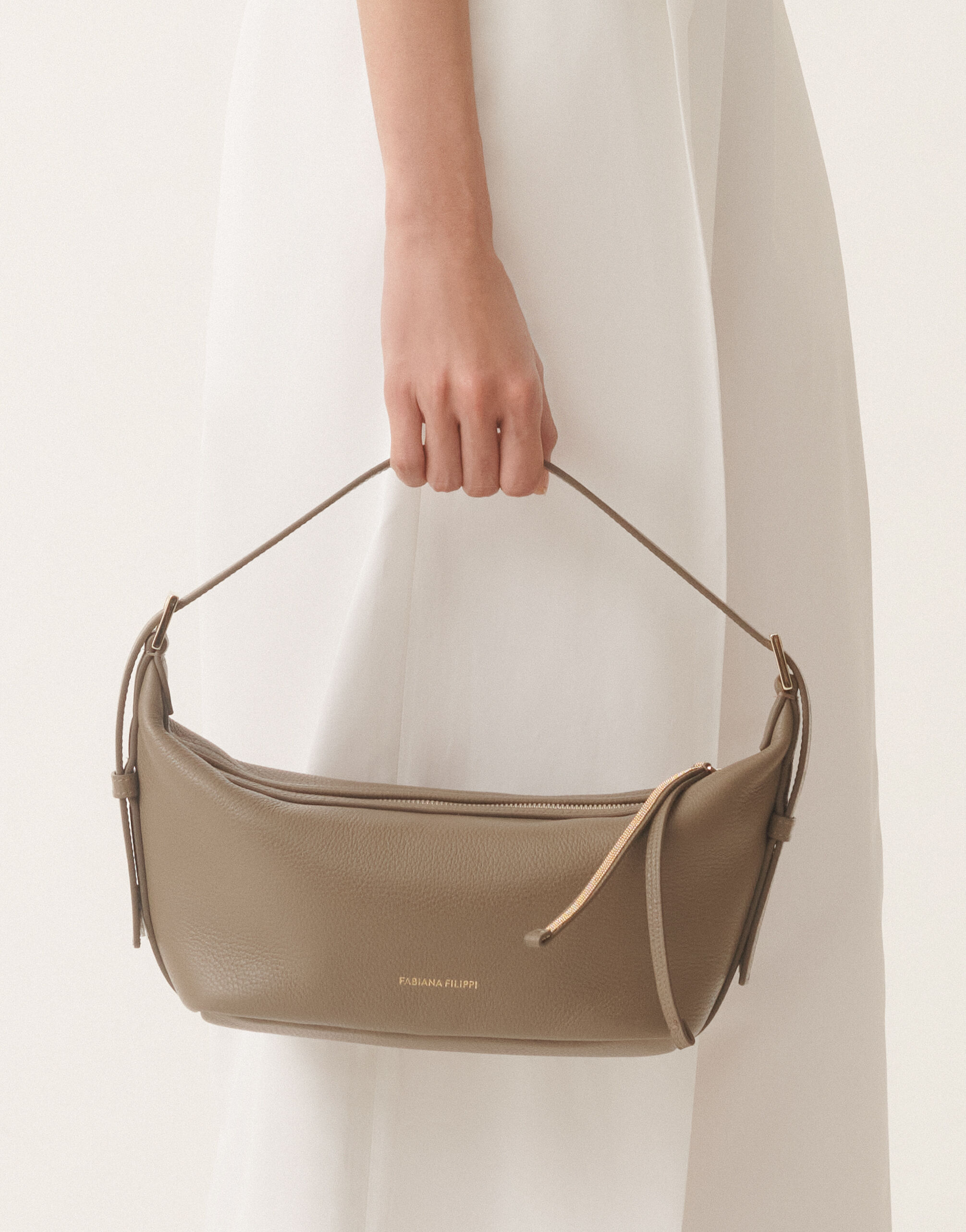 Fabiana Filippi Mini-Hobo-Bag aus gekörntem Leder, schlammbraun VANILLE BGD275A081L4270000