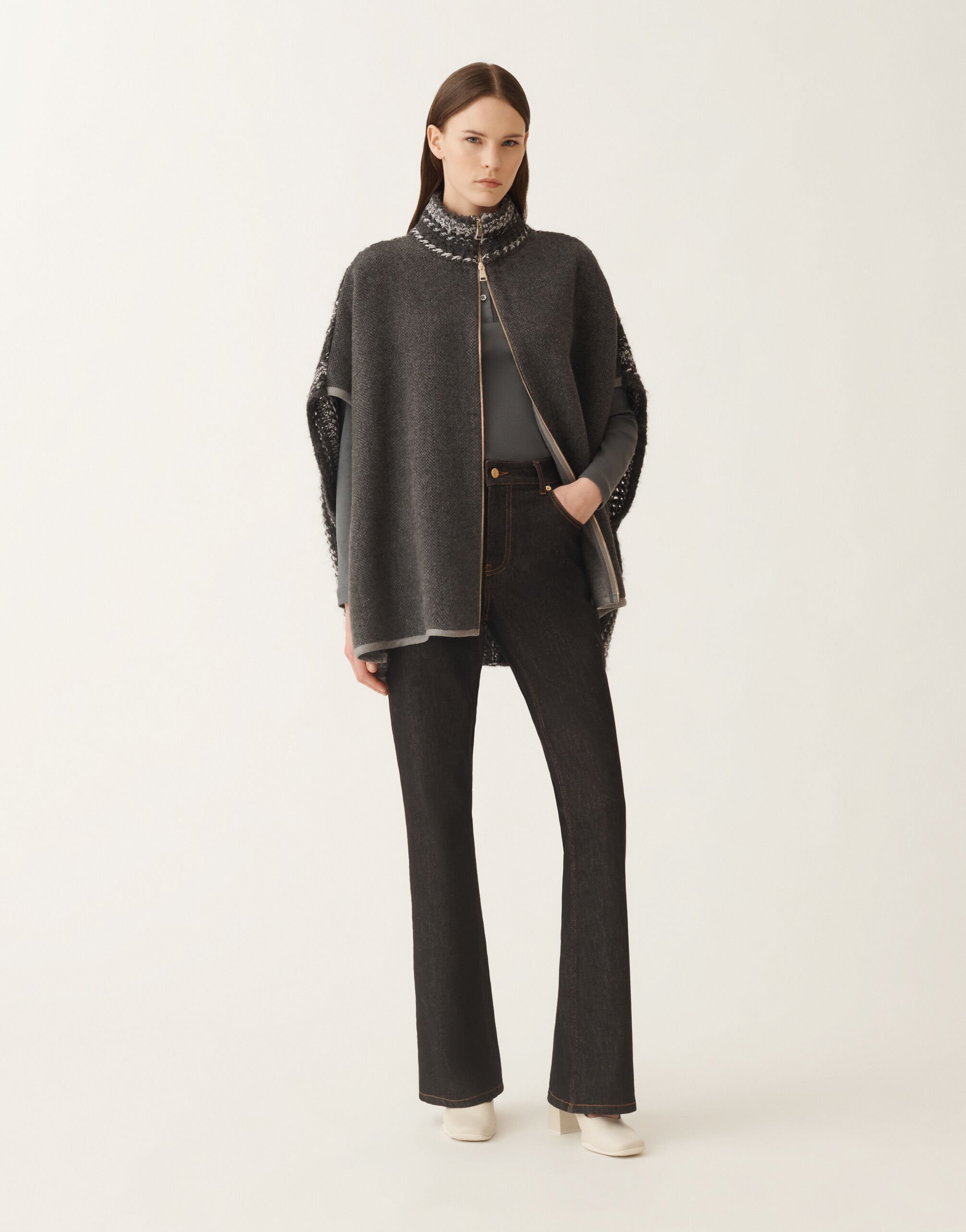 Cape in soft double chevron, grey for Women | Fabiana Filippi®