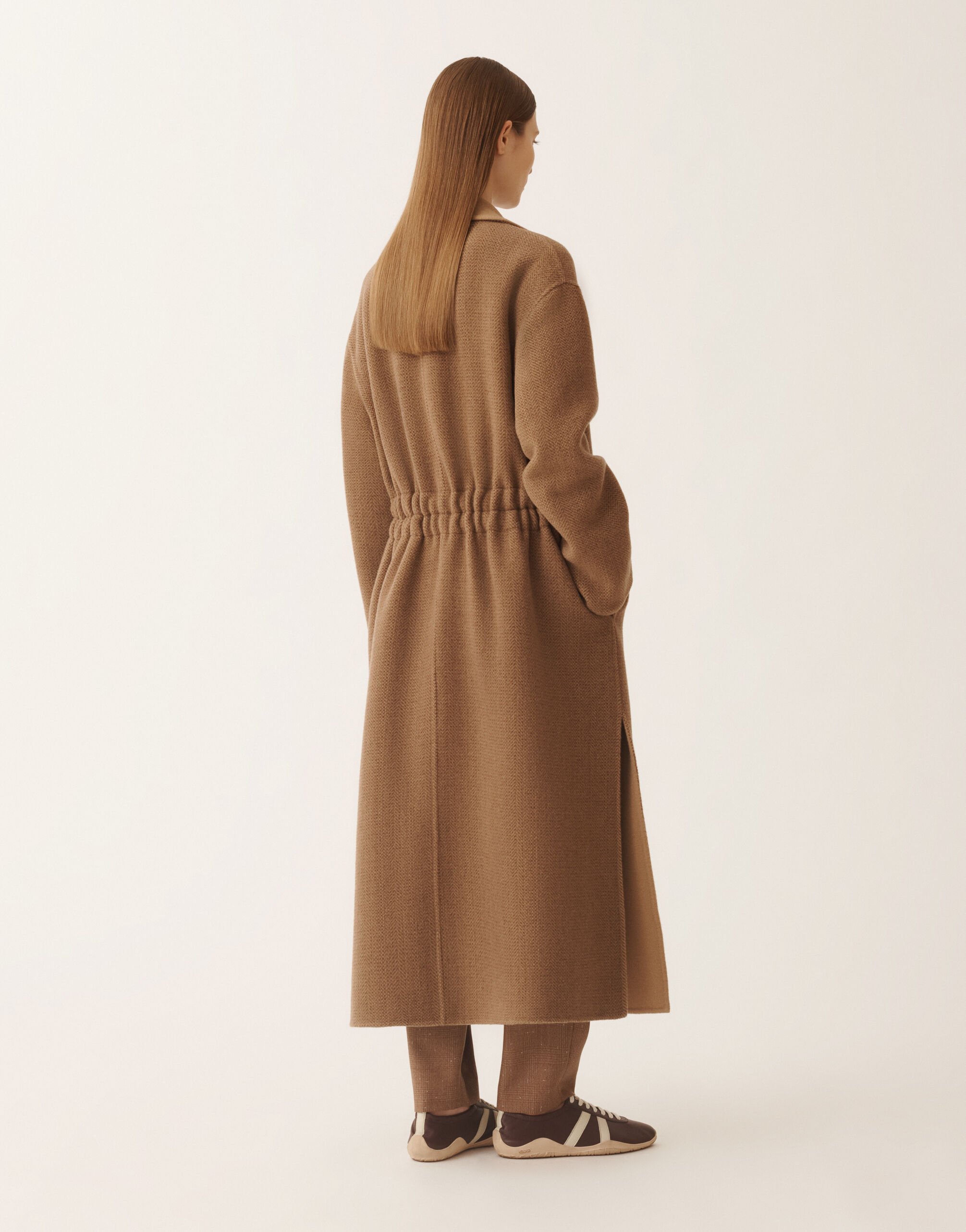 Coat in soft double chevron, camel and ebony for Women | Fabiana