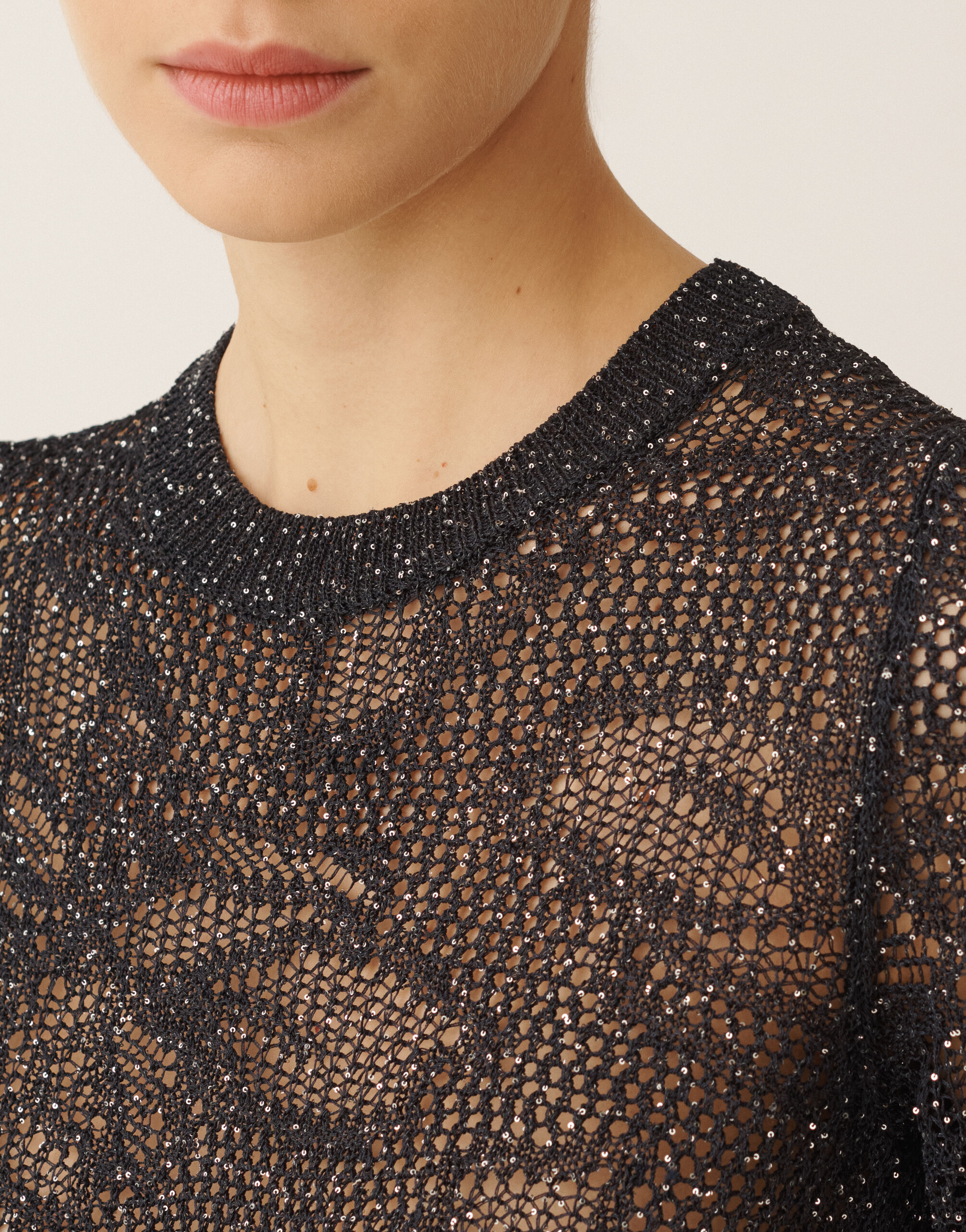 Pull en micro-paillettes bleu nuit Fabiana Filippi Pull en micro-paillettes bleu nuit BLEU NUIT MAD276F131D8640000