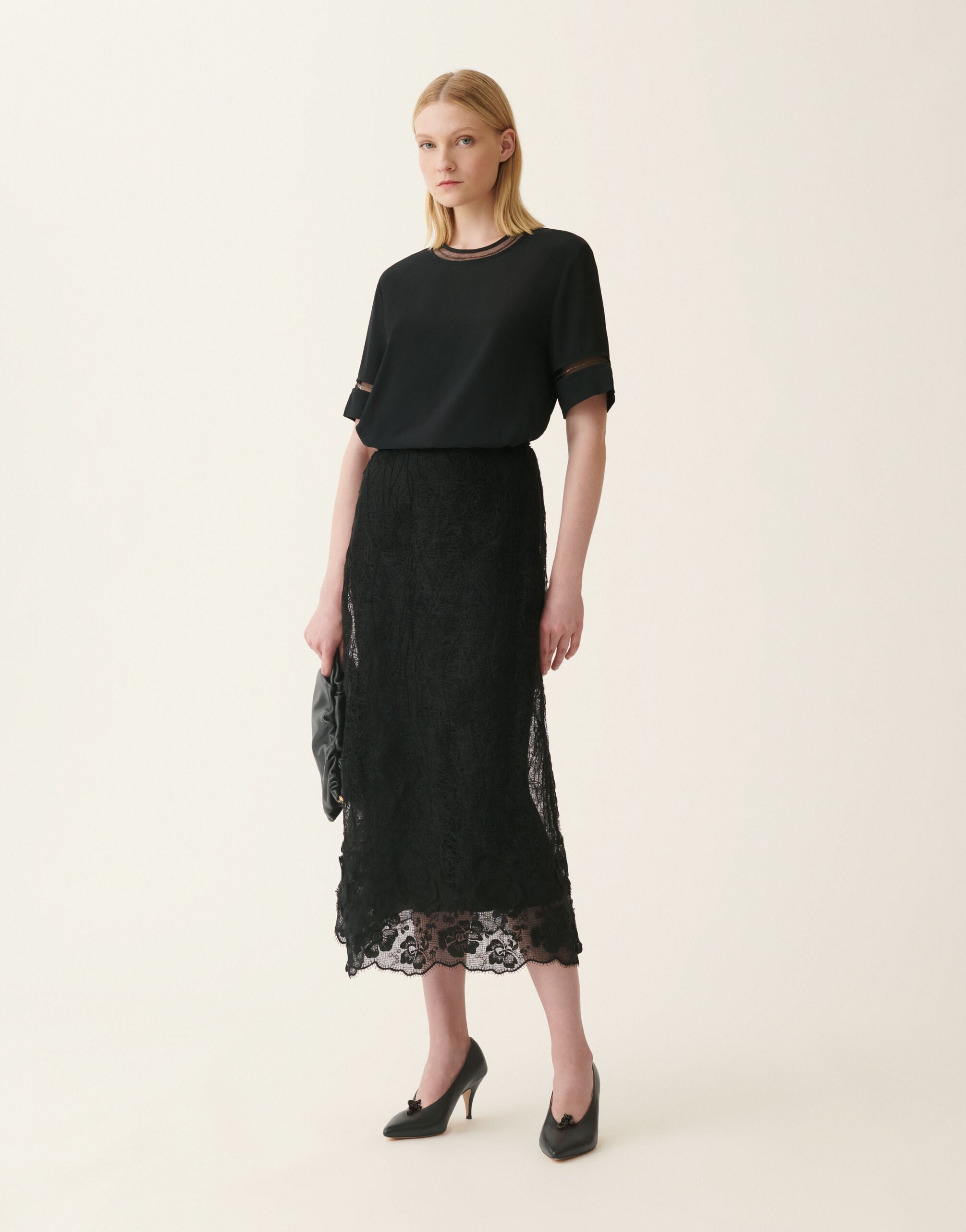 Short-sleeve crêpe de chine top, black Fabiana Filippi Short-sleeve crêpe de chine top, black Black TPD226F289L7750000
