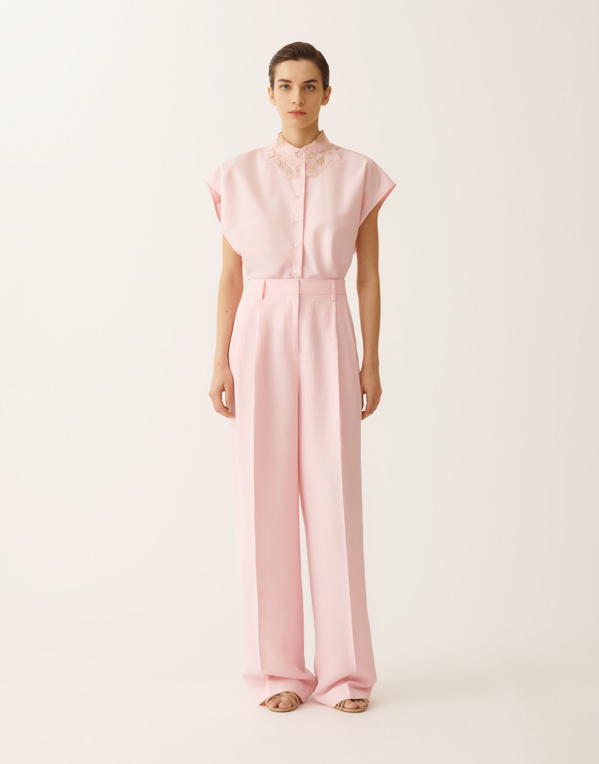 Fluid linen and viscose trousers in petal pink for Women | Fabiana