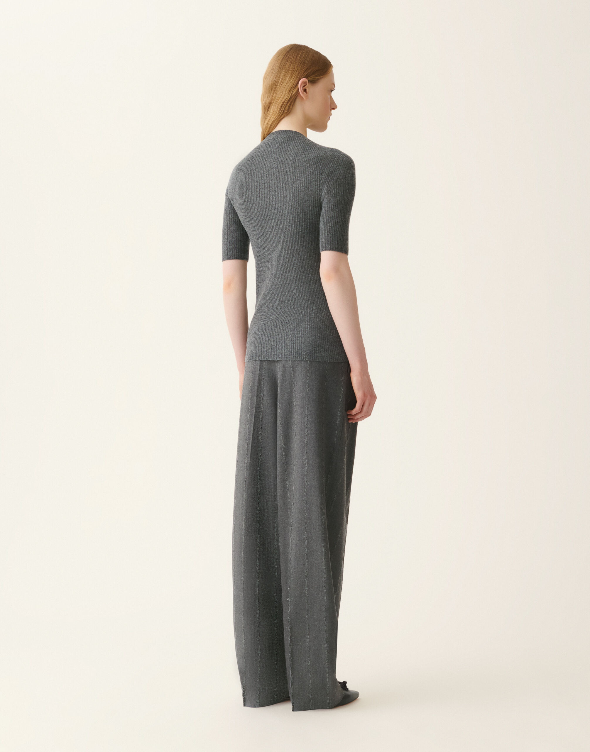 Platinum-Pullover mit Rundhalsausschnitt, Anthrazit Fabiana Filippi Platinum-Pullover mit Rundhalsausschnitt, Anthrazit Anthrazit MAD216F022D2300000