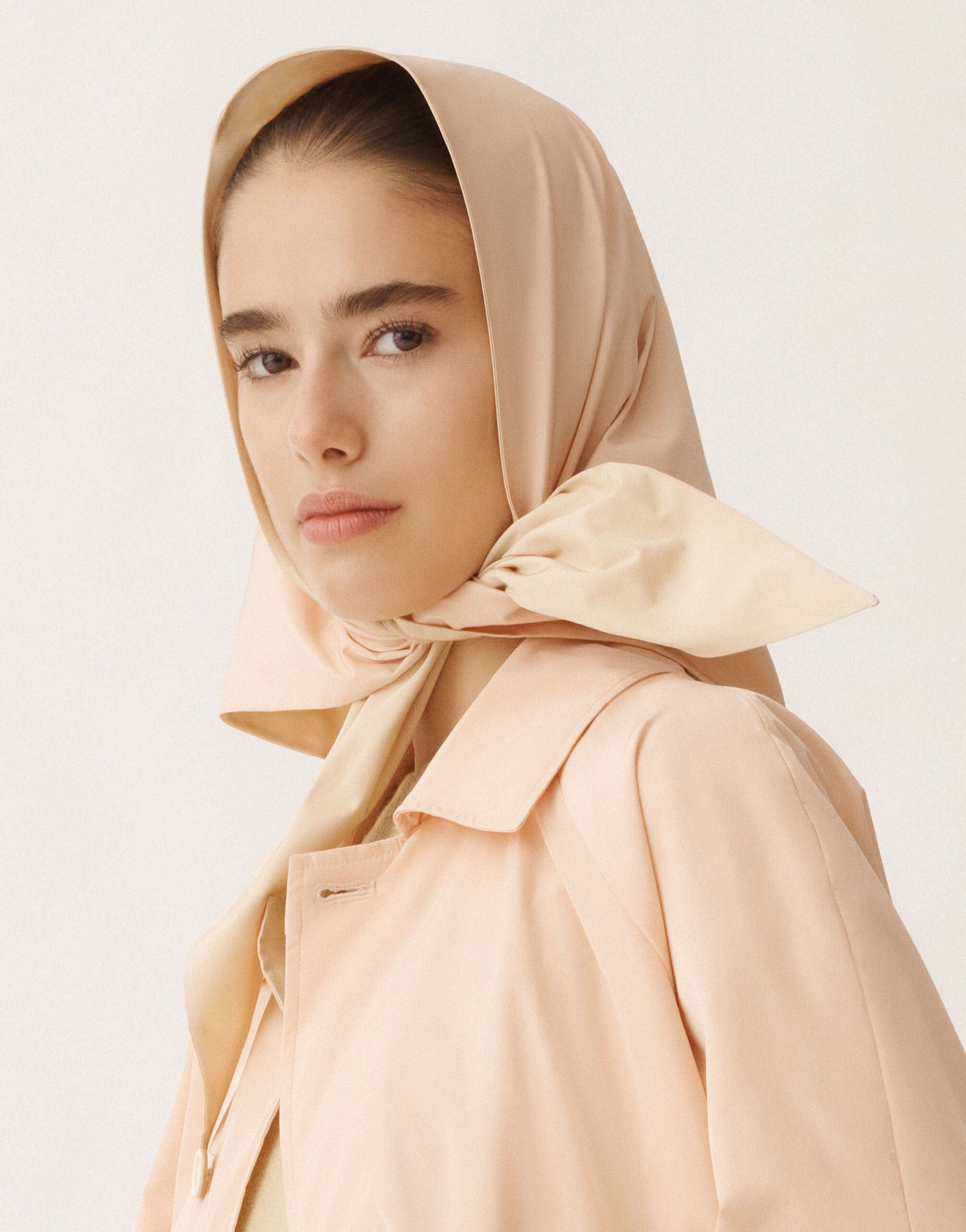Fabiana Filippi Gabardina de tafetán ligero, maquillaje ROSA CTD265F272L1930000