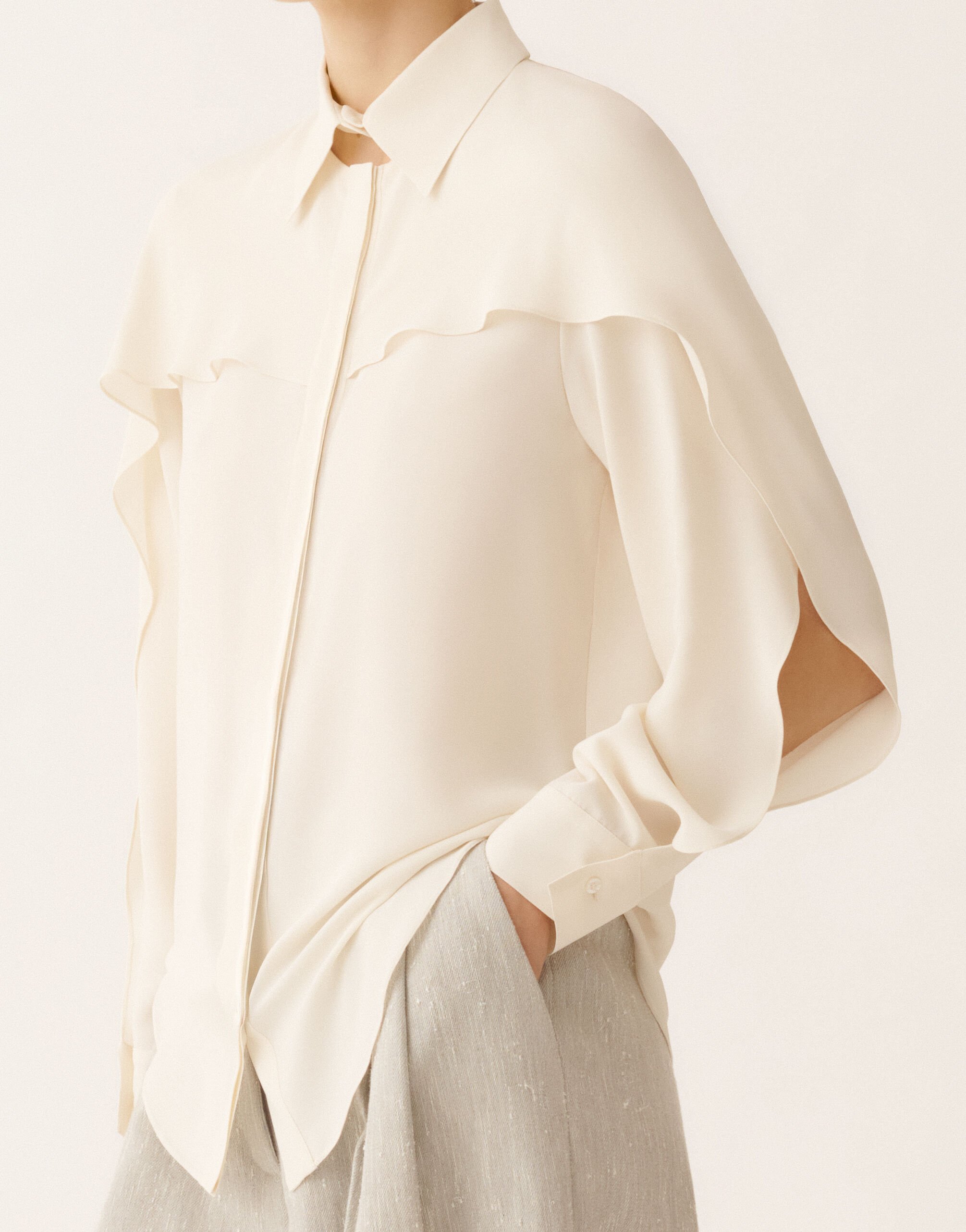 Fabiana Filippi Camicia in crepe de chine, burro Bianco CAD266F315D9430000