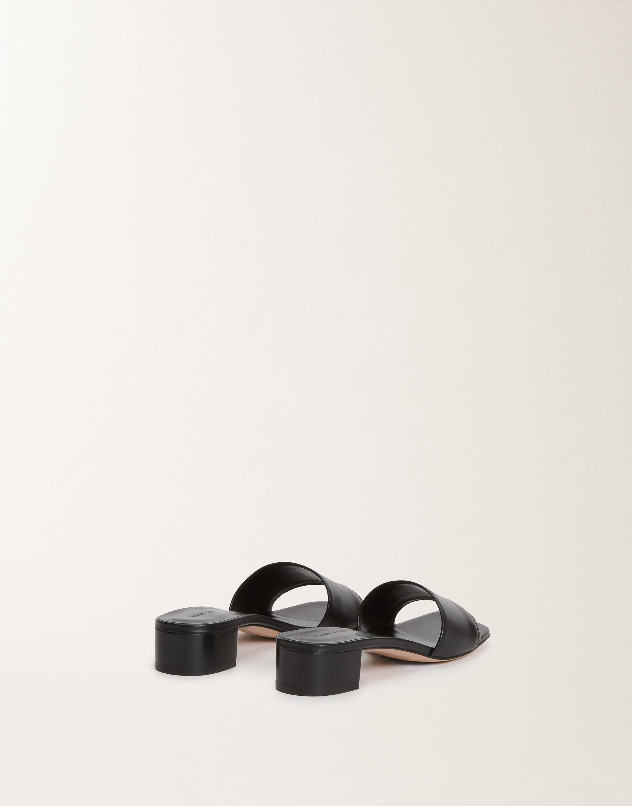 OLGANA 美品 パンプス フロント装飾サンダル サテン ブラック カルティエ OLGANA 美品 パンプス フロント装飾サンダル サテン ブラック