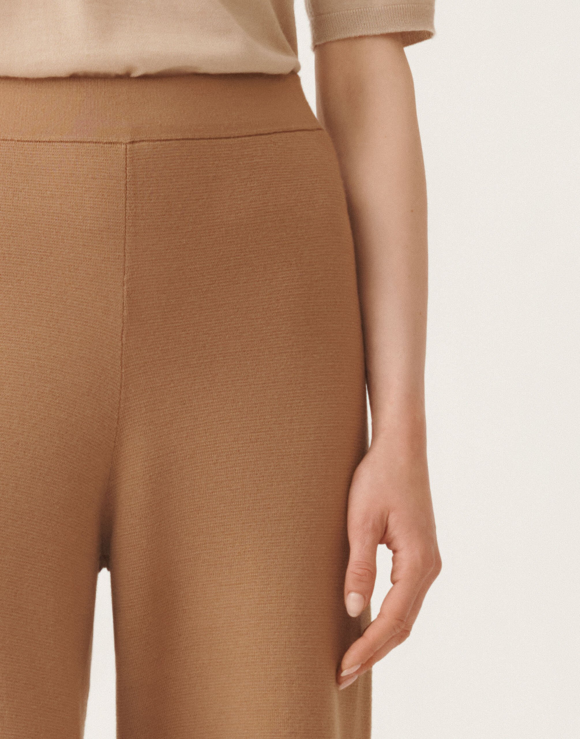 Merino wool trousers, wicker for Women | Fabiana Filippi®