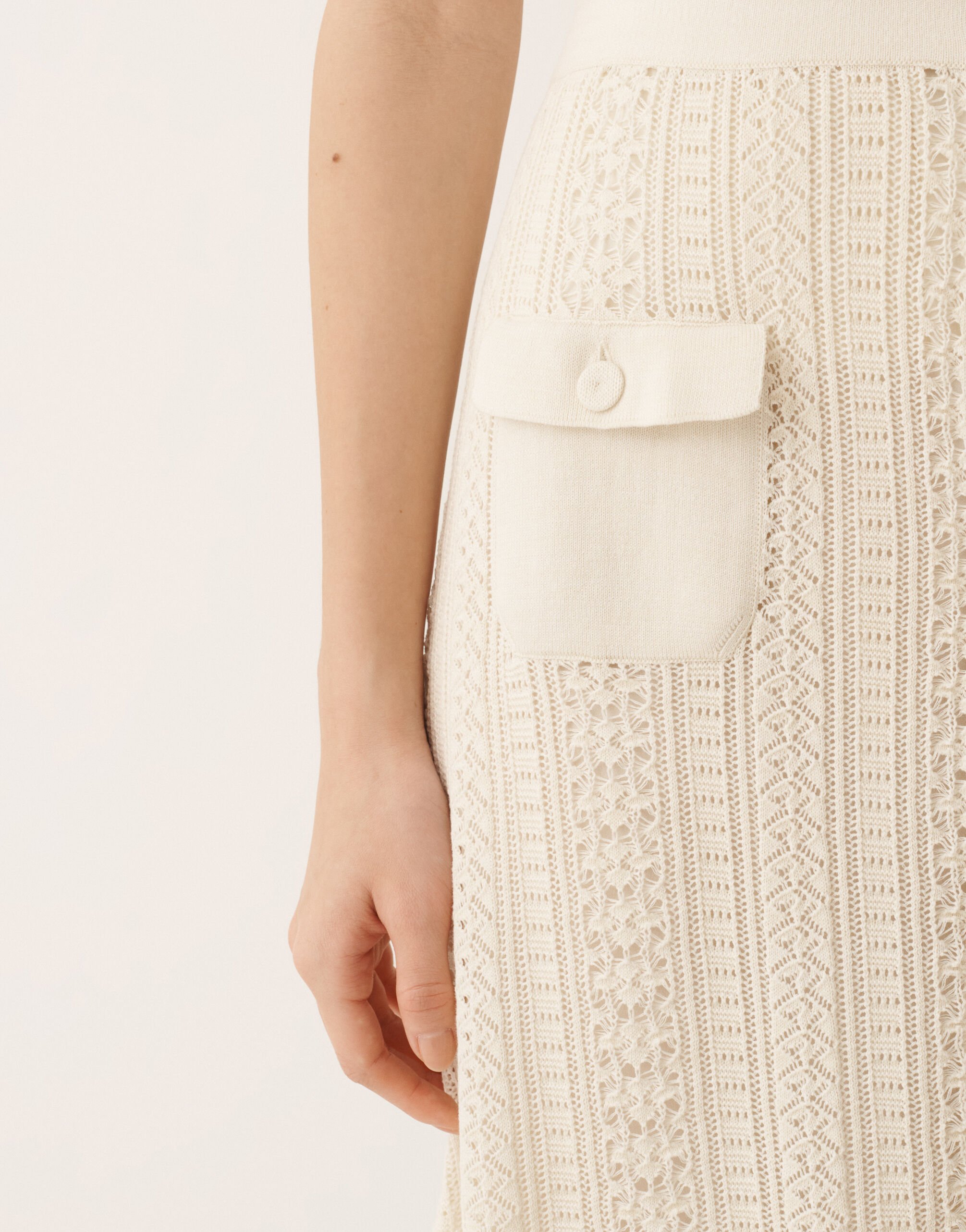 Gonna in cotone organico con viscosa brillante, burro Fabiana Filippi Gonna in cotone organico con viscosa brillante, burro BURRO GND276F814M1320000