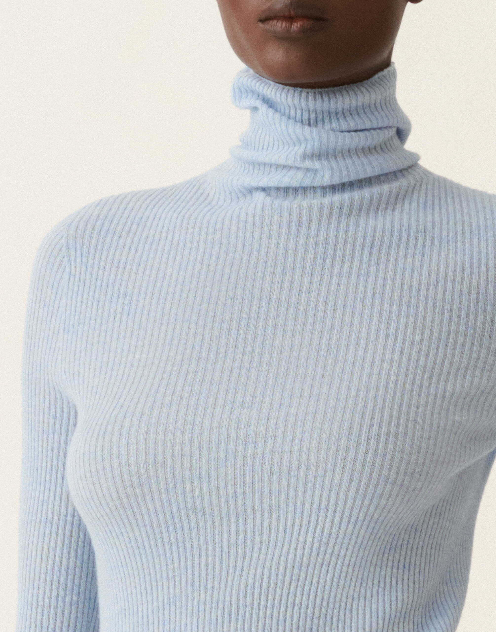 Pullover aus Platinum, hellblau Fabiana Filippi Pullover aus Platinum, hellblau Hellblau MAD216F021D2300000