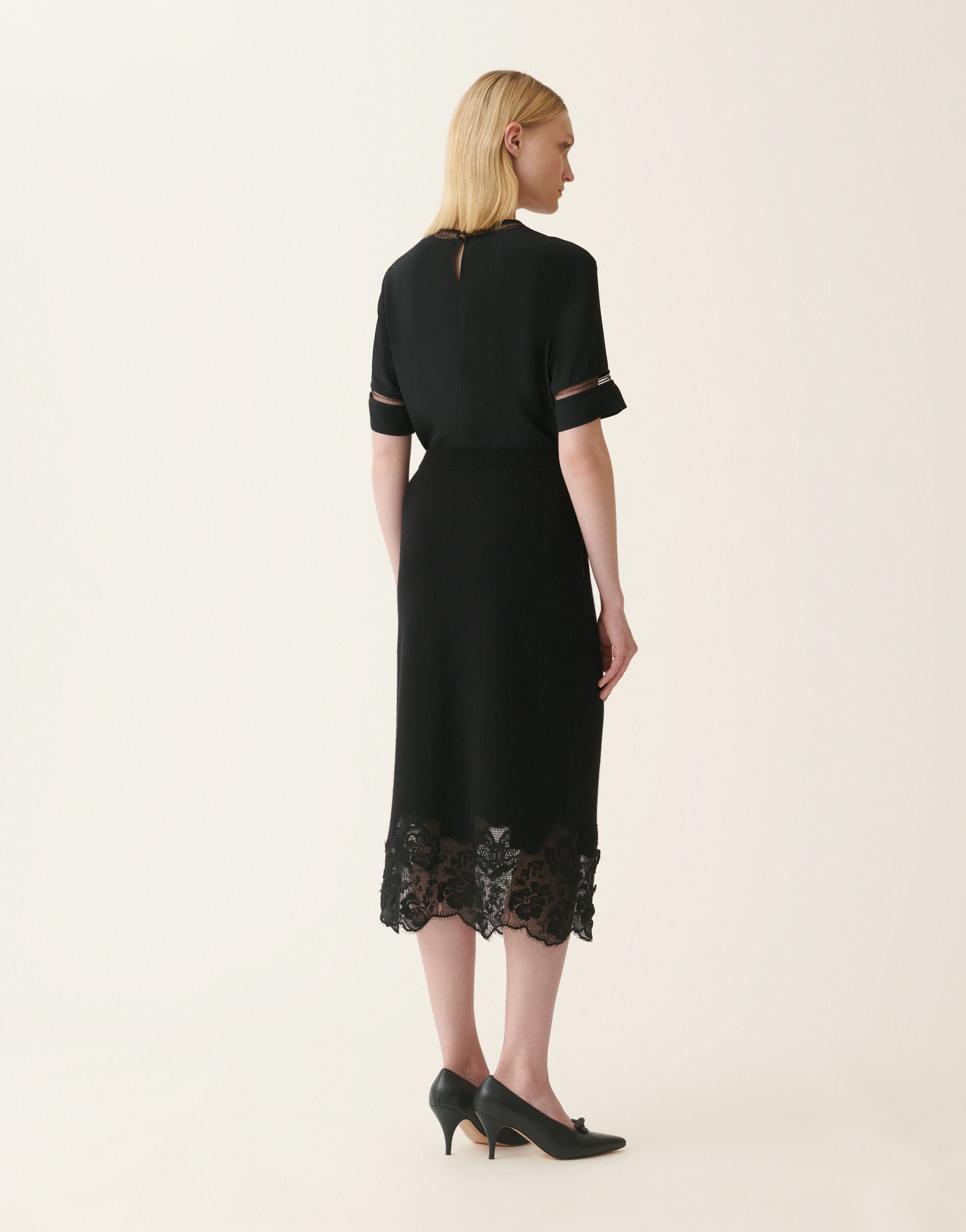 Platinum and lace pencil skirt, black Fabiana Filippi Platinum and lace pencil skirt, black Black GND226F765M4460000