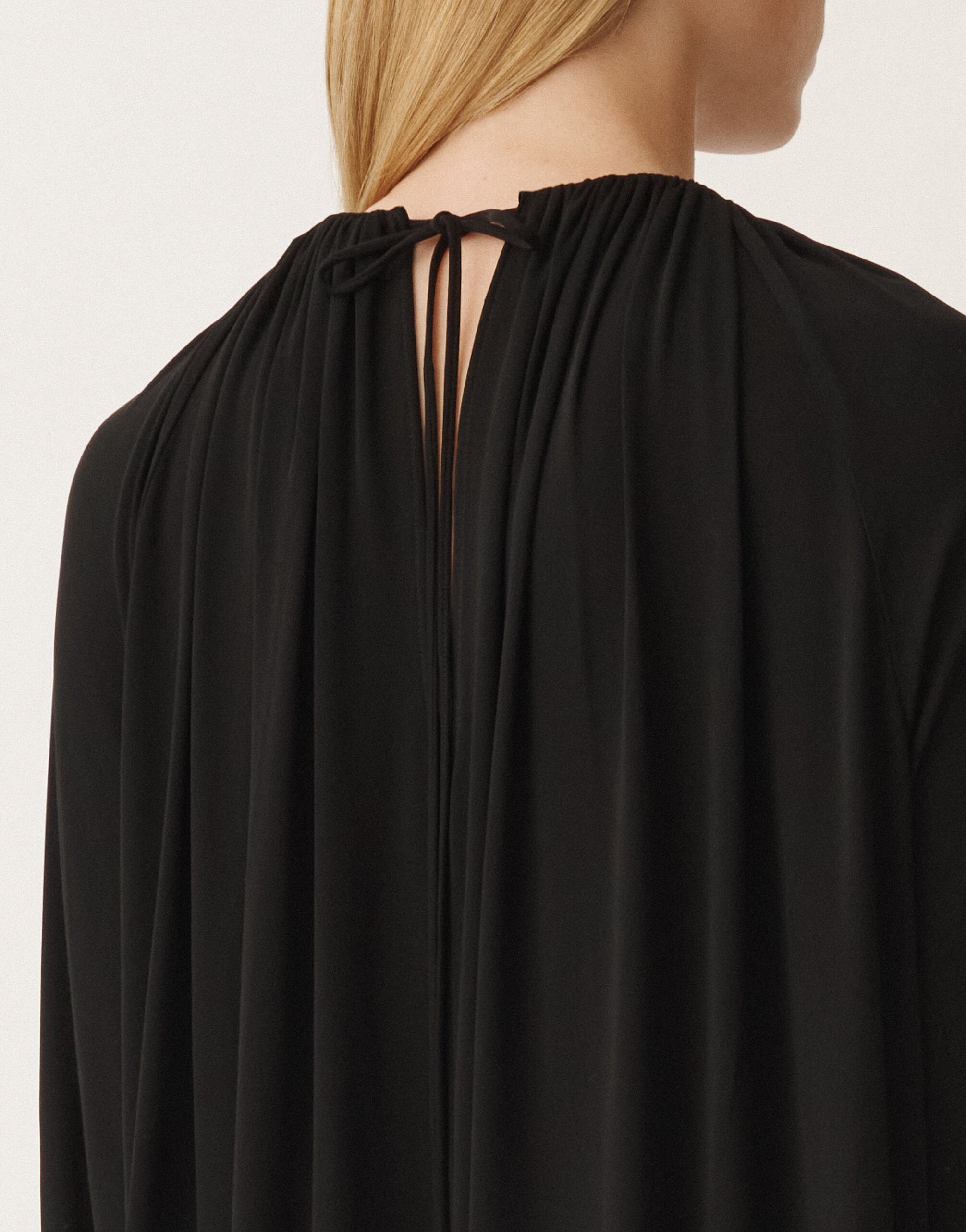 Fabiana Filippi Kleid aus Jersey in Viskose, schwarz SCHWARZ ABD265F189D8060000