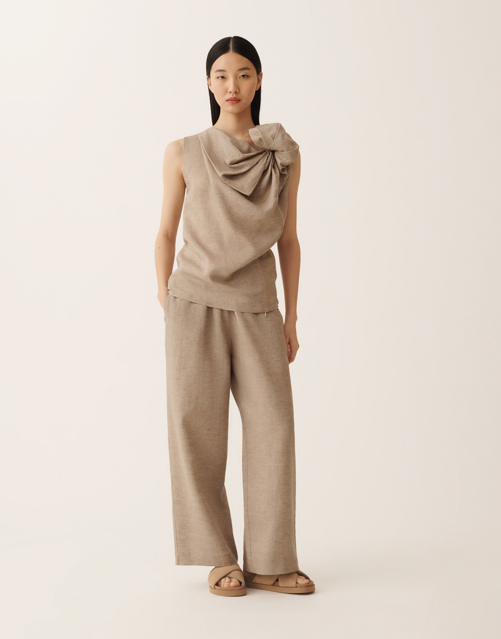 Fabiana Filippi Trevi pants in taupe linen canvas DOVE GREY PAD276F310M1310000
