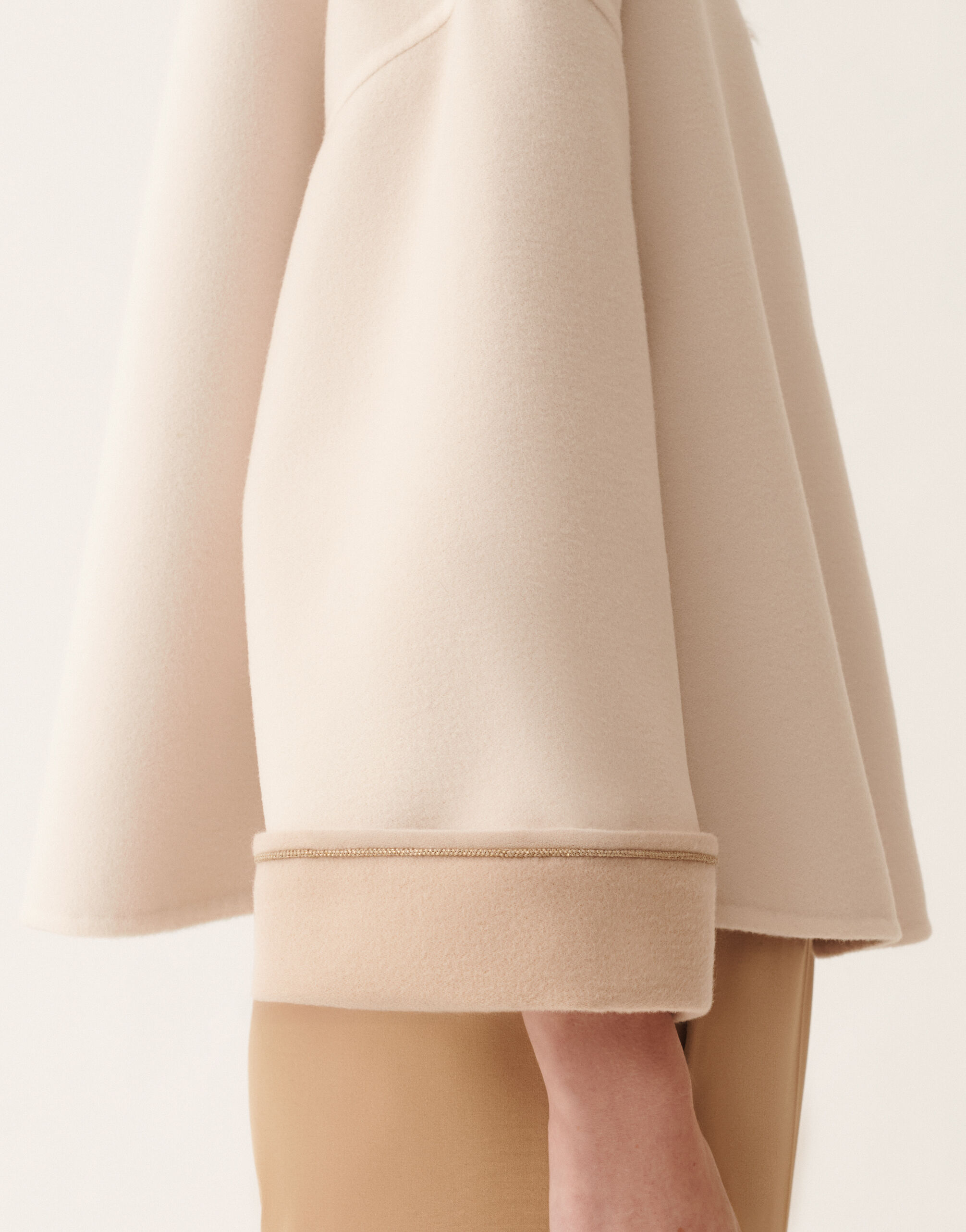 Fabiana Filippi Cropped boxy coat in double wool, kasha BEIGE CTD266F420L7360000