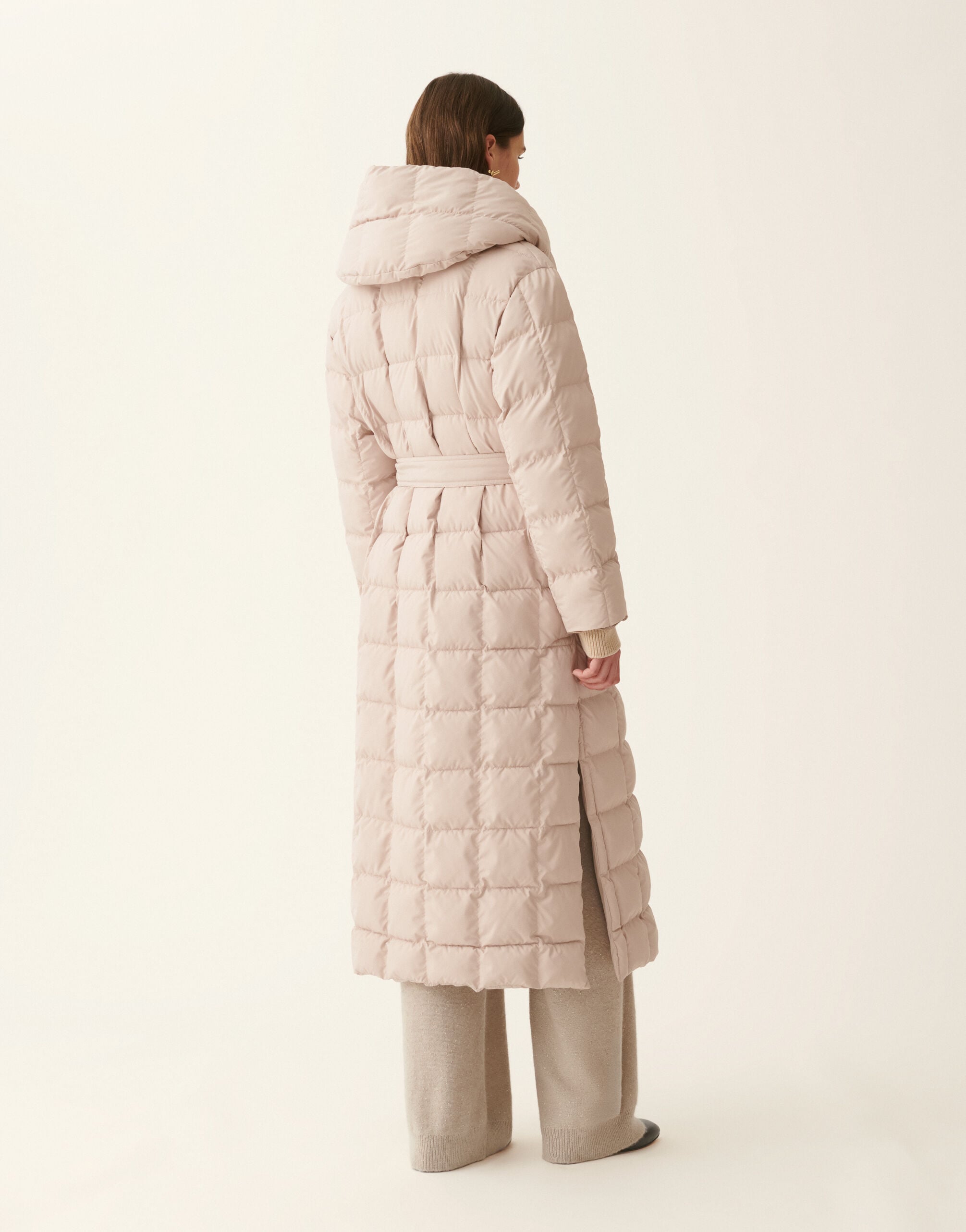 Long ultralight technical down coat, cachà Fabiana Filippi Long ultralight technical down coat, cachà Cachà CTD226F657M3800000