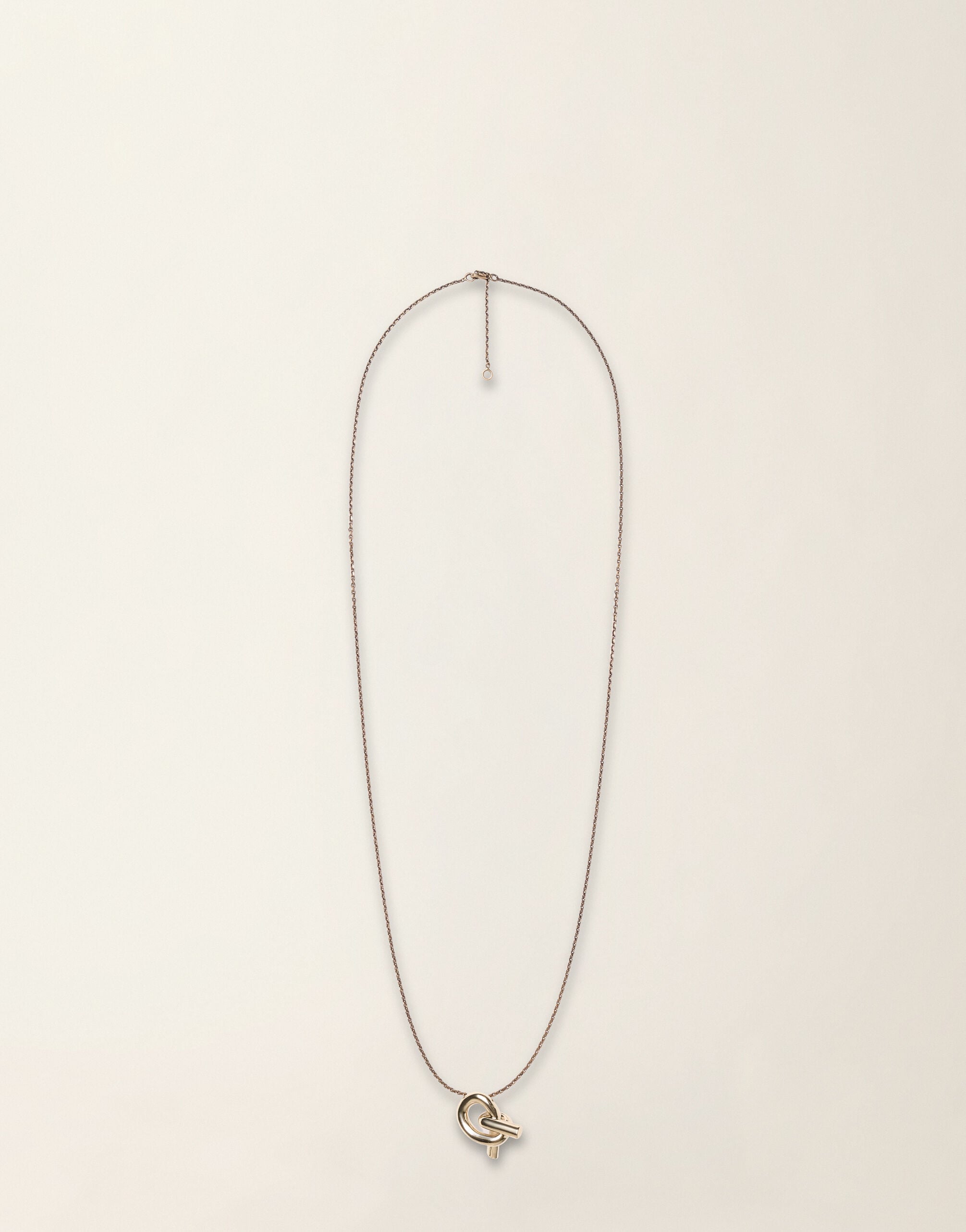 Knot pendant necklace, gold Fabiana Filippi Knot pendant necklace, gold Gold BXD216A901M5320000