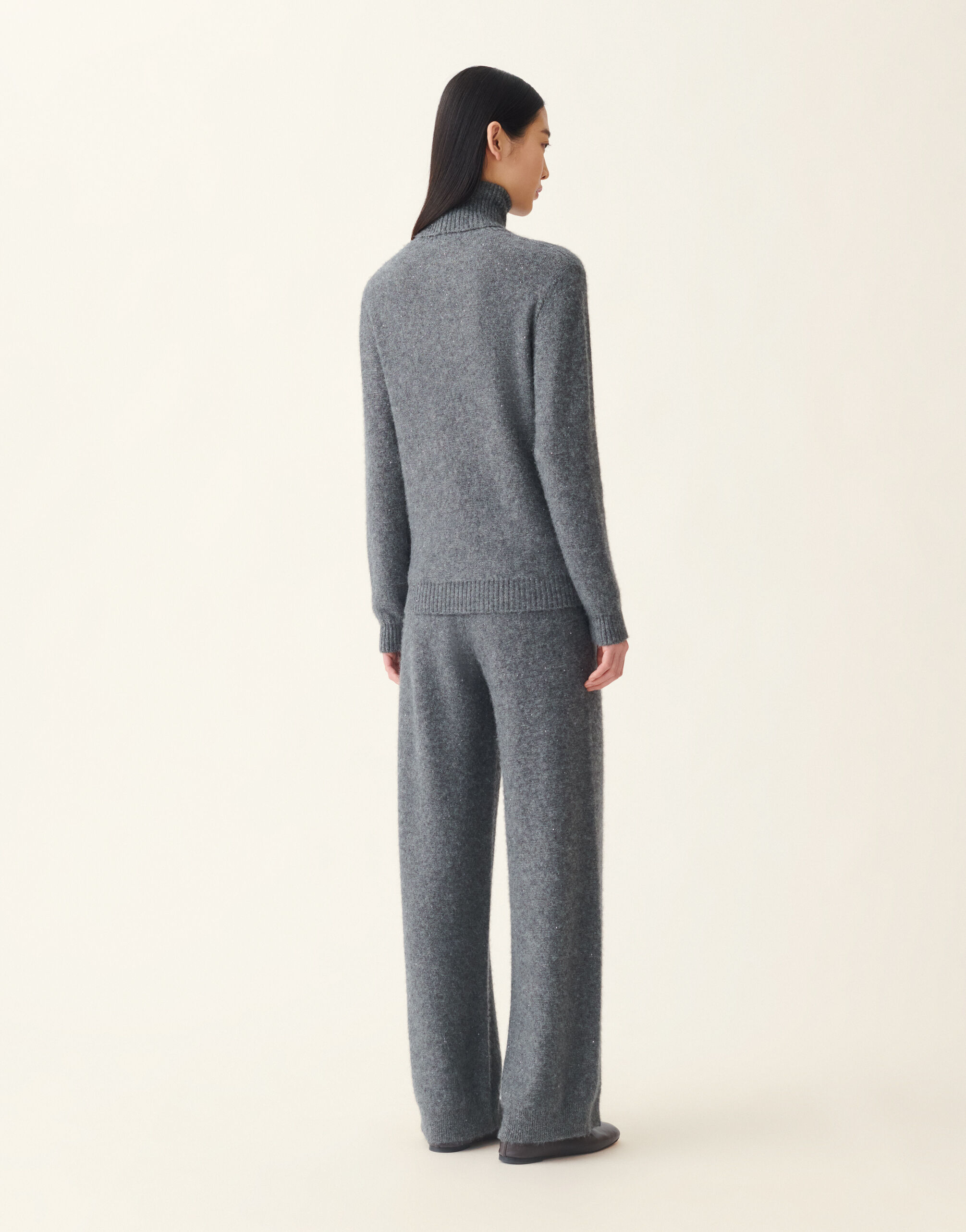 Sequin turtleneck sweater, charcoal Fabiana Filippi Sequin turtleneck sweater, charcoal Charcoal MAD226F098D2960000
