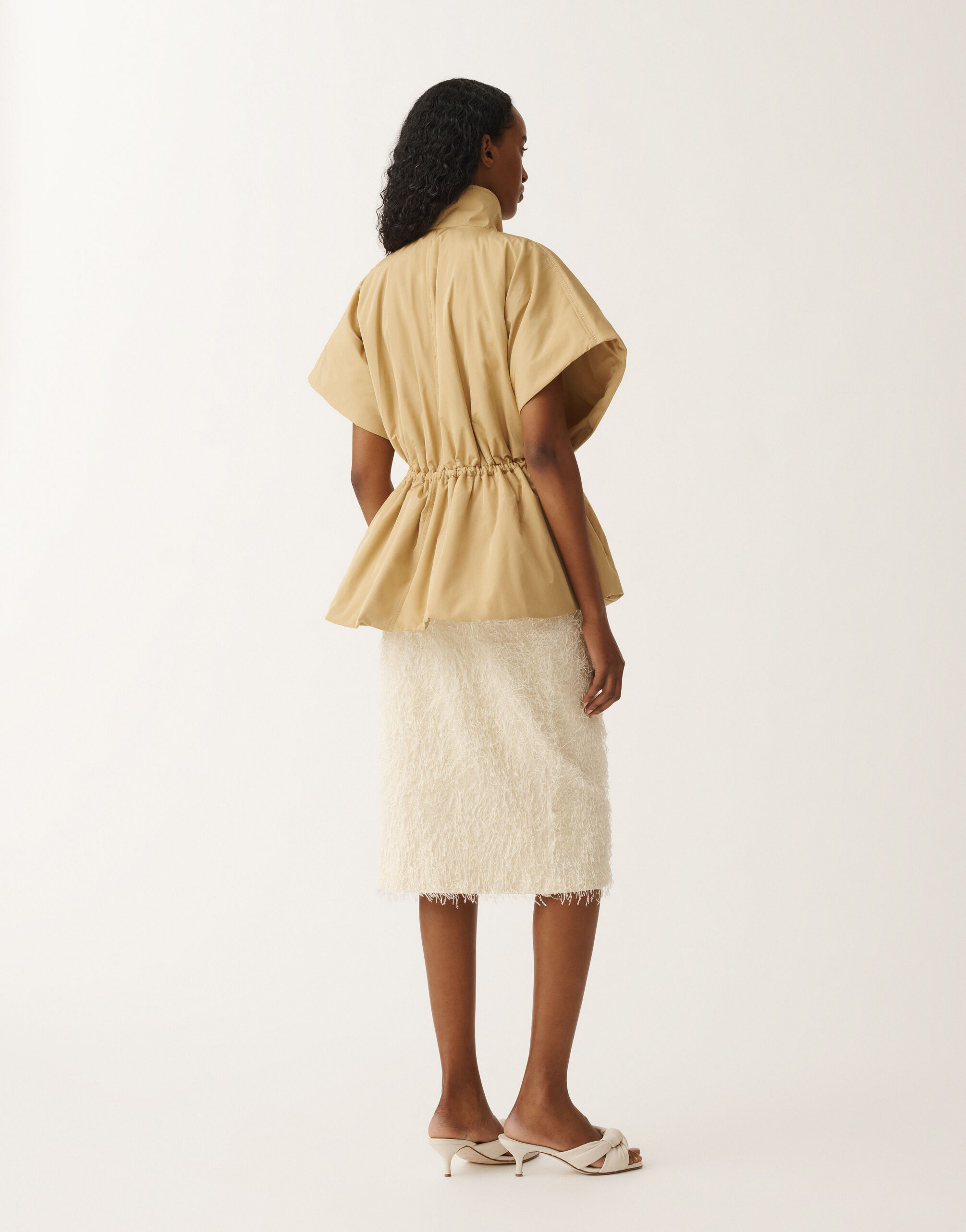 Fabiana Filippi Short technical taffeta cape, gold YELLOW CTD265F255L2950000