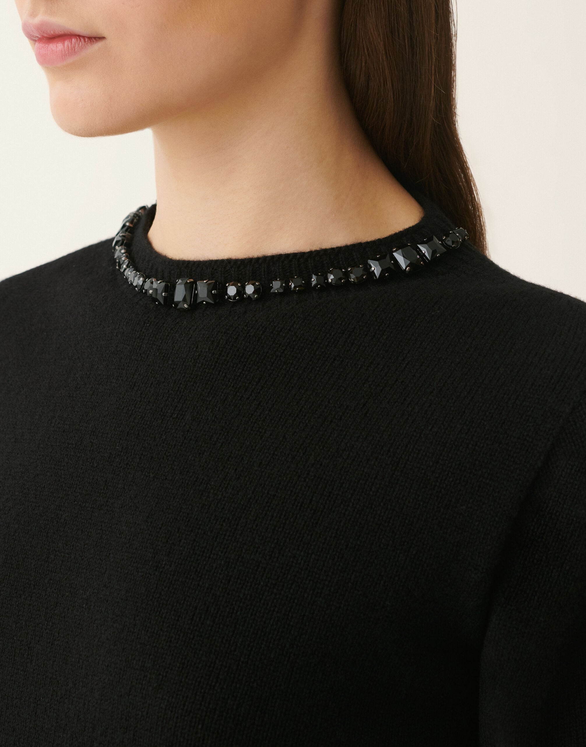Platinum sweater with crystals, black Fabiana Filippi Platinum sweater with crystals, black Black MAD226F490M4800000