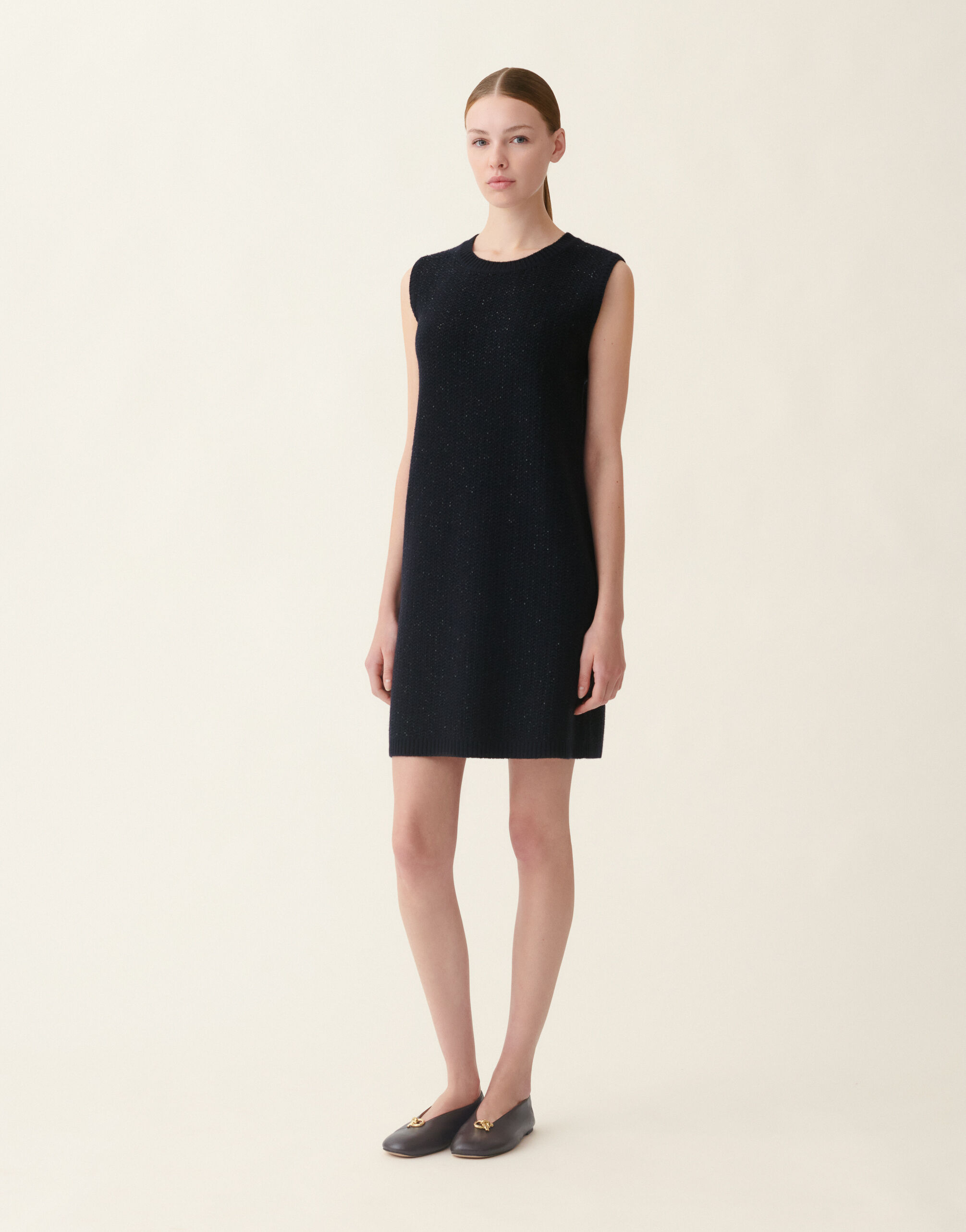 Robe en Platinum et paillettes, bleu nuit Fabiana Filippi Robe en Platinum et paillettes, bleu nuit Bleu nuit ABD216F380M3270000