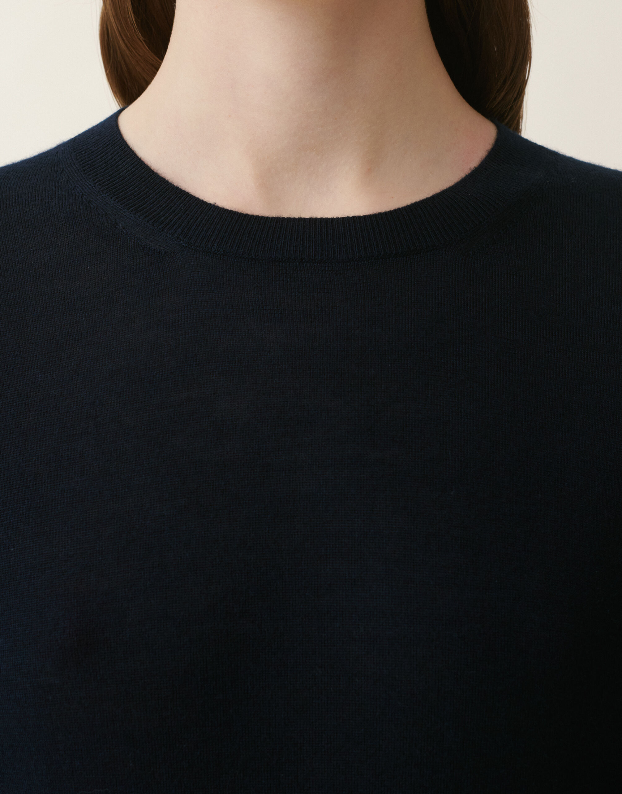 Pull en cachemire et soie, bleu nuit Fabiana Filippi Pull en cachemire et soie, bleu nuit Bleu nuit MAD216F004M3360000