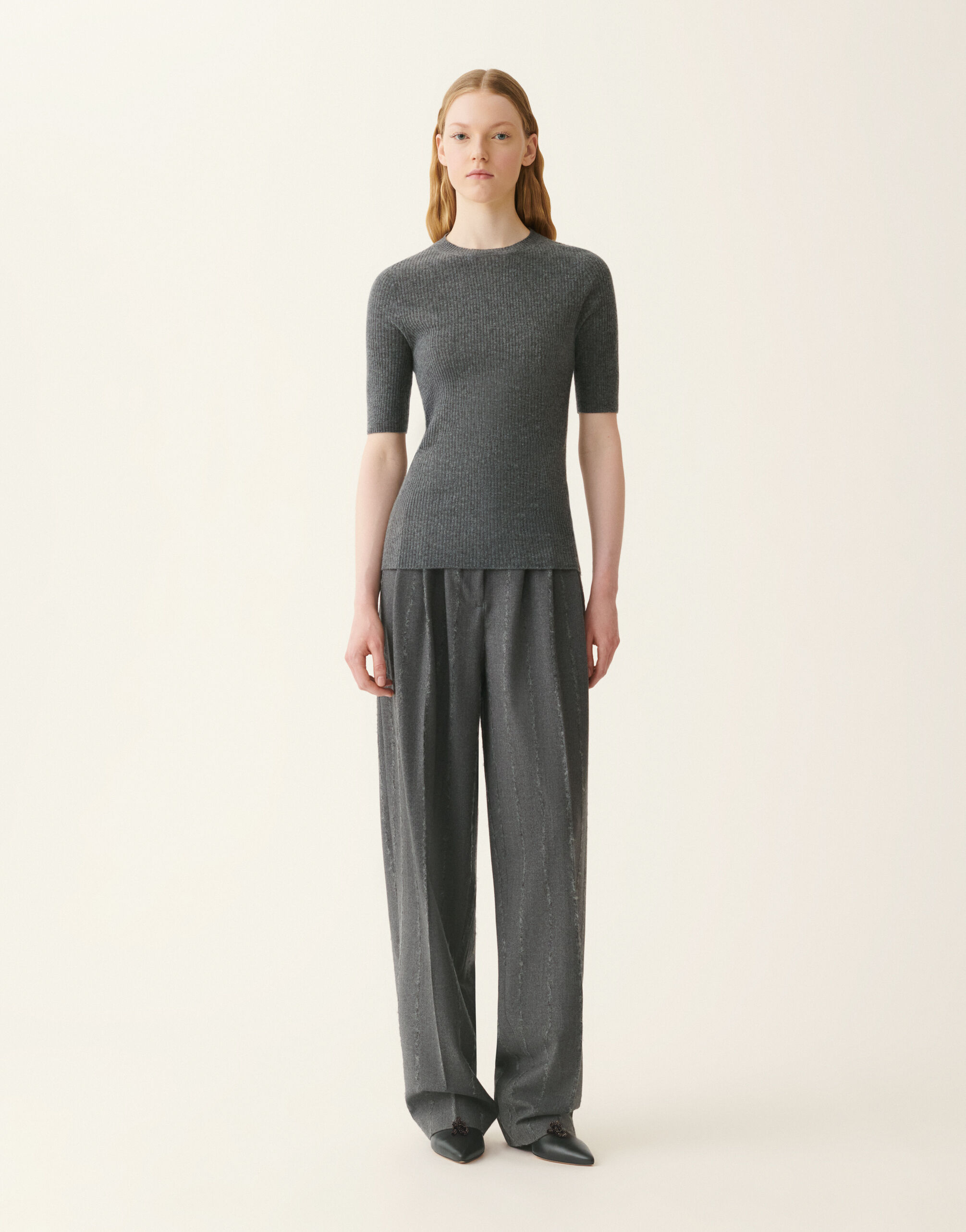 Platinum-Pullover mit Rundhalsausschnitt, Anthrazit Fabiana Filippi Platinum-Pullover mit Rundhalsausschnitt, Anthrazit Anthrazit MAD216F022D2300000