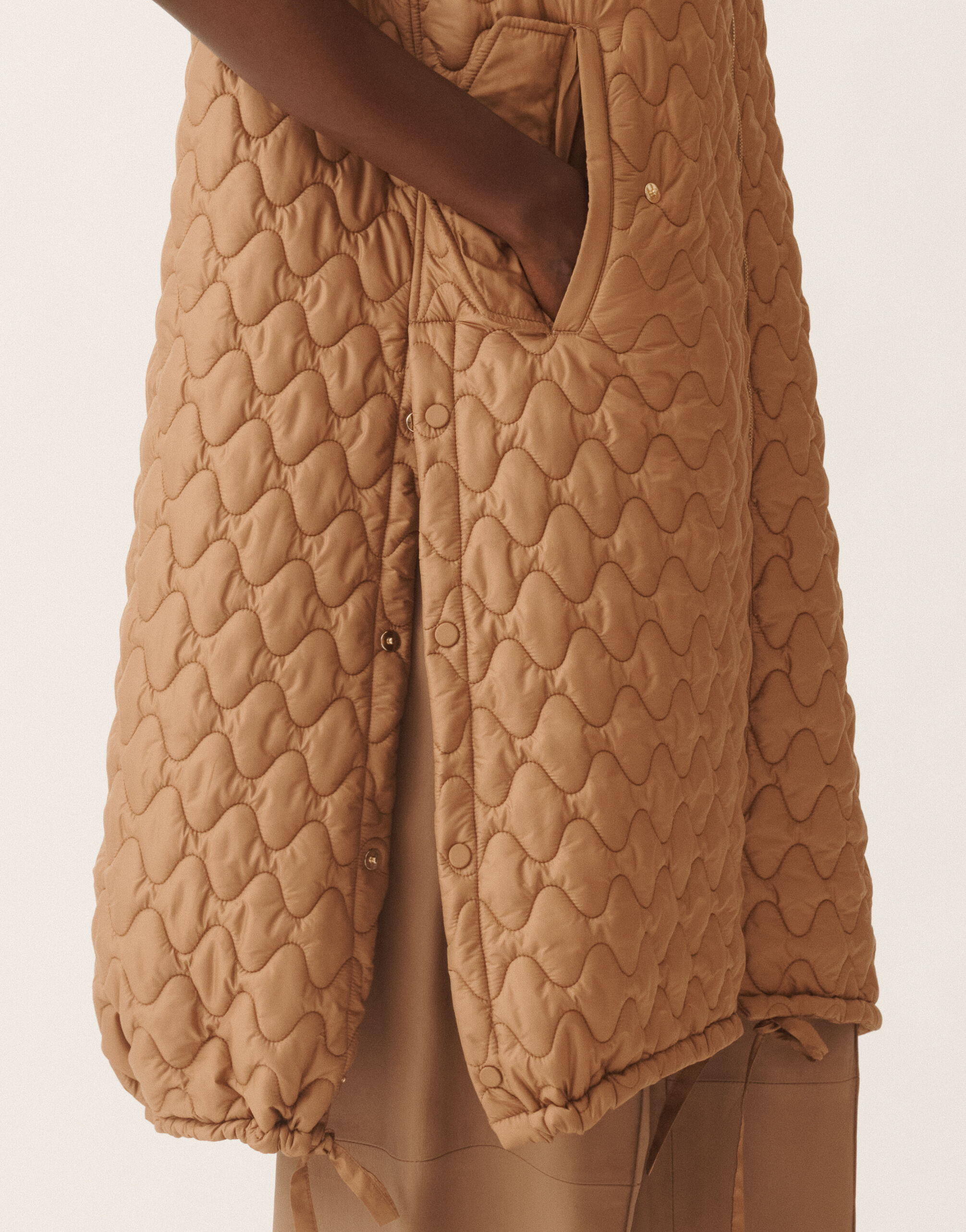 Fabiana Filippi Gilet lungo in tecnico trapuntato, vimini MARRONE CTD215F256L5590000
