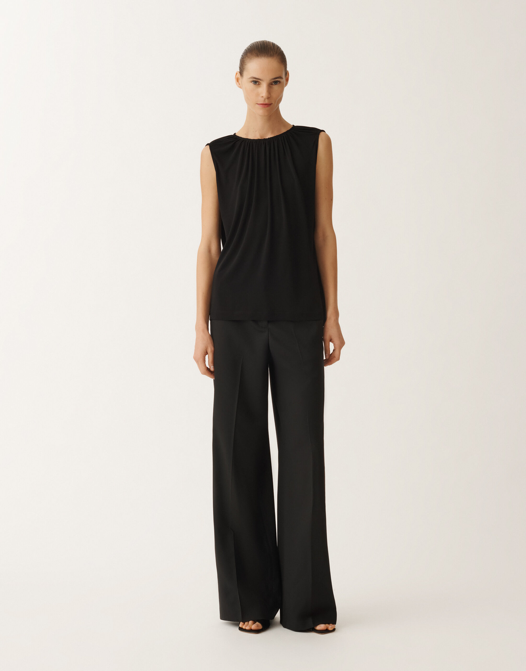 Fabiana Filippi Fluid viscose jersey top, black BLACK TPD265F157D8060000