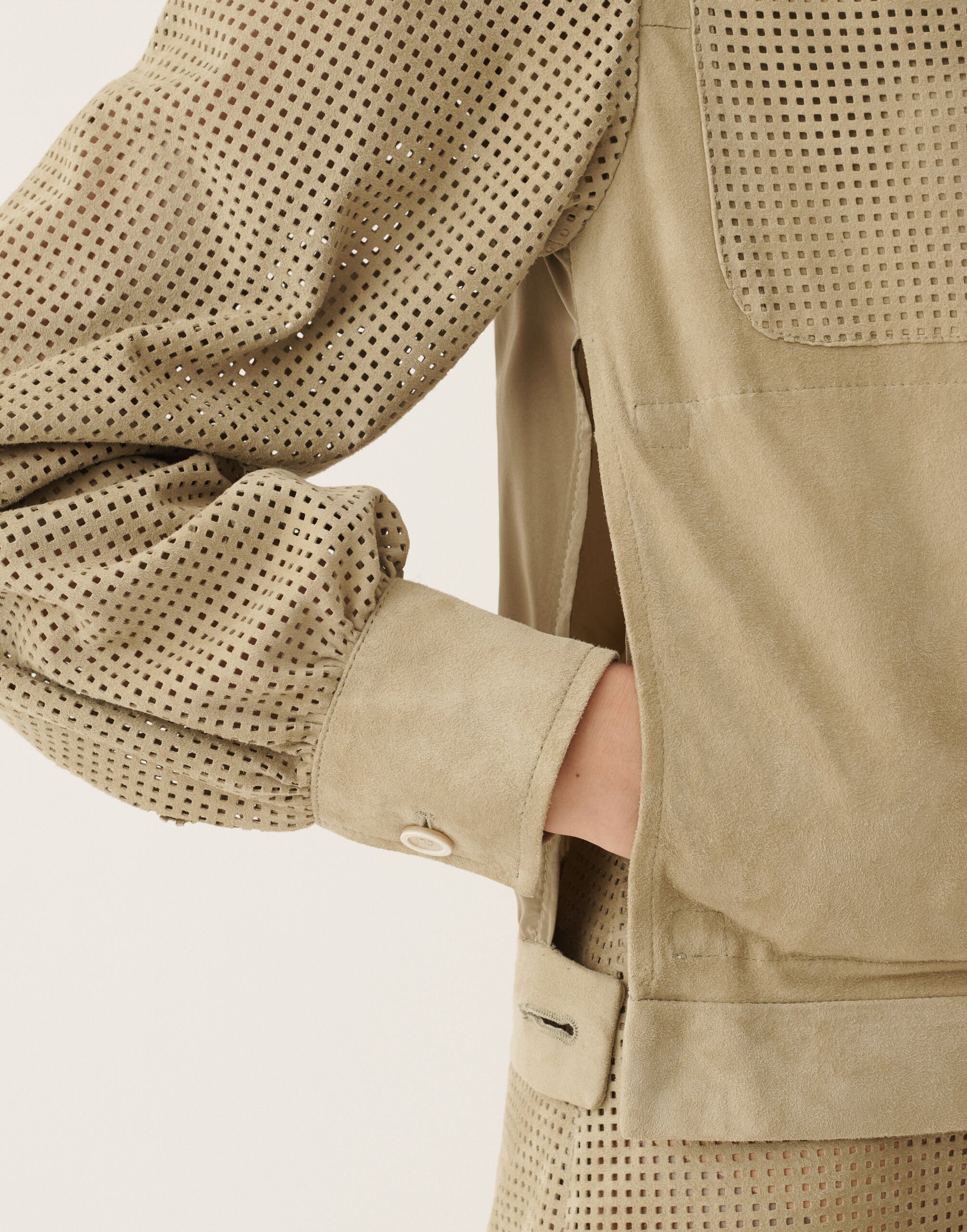 Perforierte Wildlederjacke, Khaki Fabiana Filippi Perforierte Wildlederjacke, Khaki Khaki PLD276F721M1360000