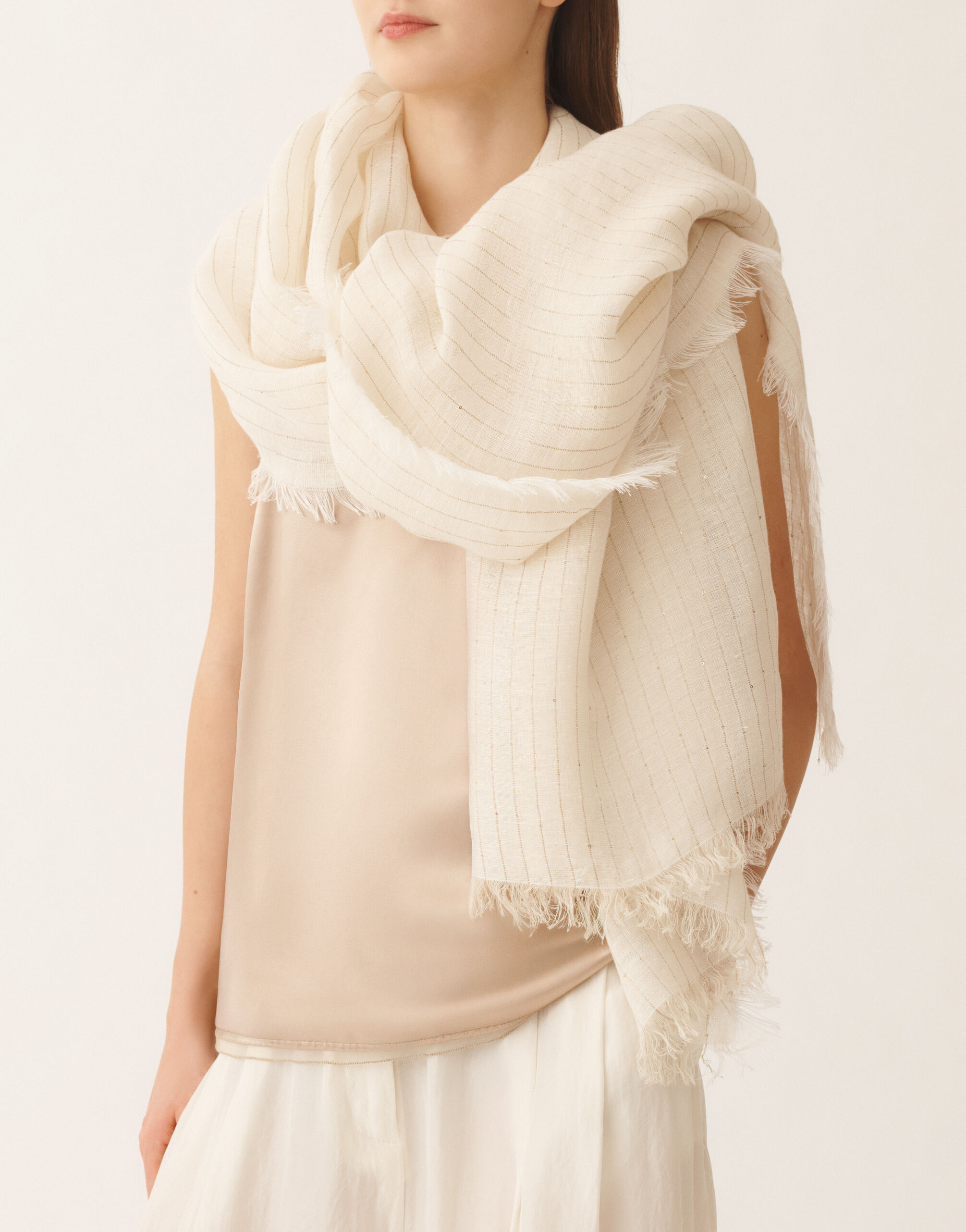 Fabiana Filippi Linen stole with sequins, butter BUTTER SAD276A945M0480000