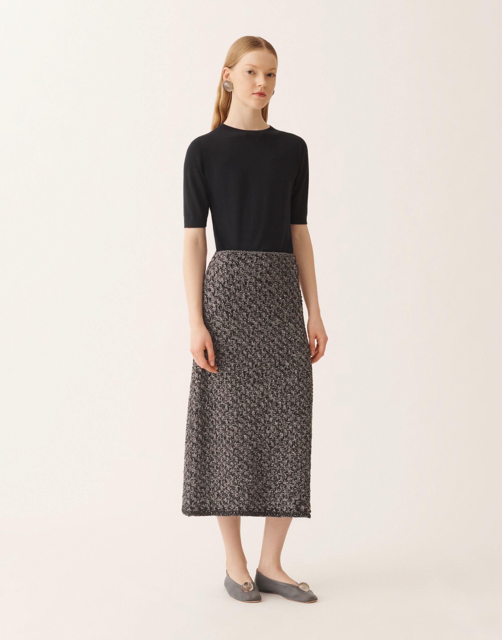 Fabiana Filippi Tweed skirt with a denim effect and midnight blue sequins Blue GND266F388L7410000