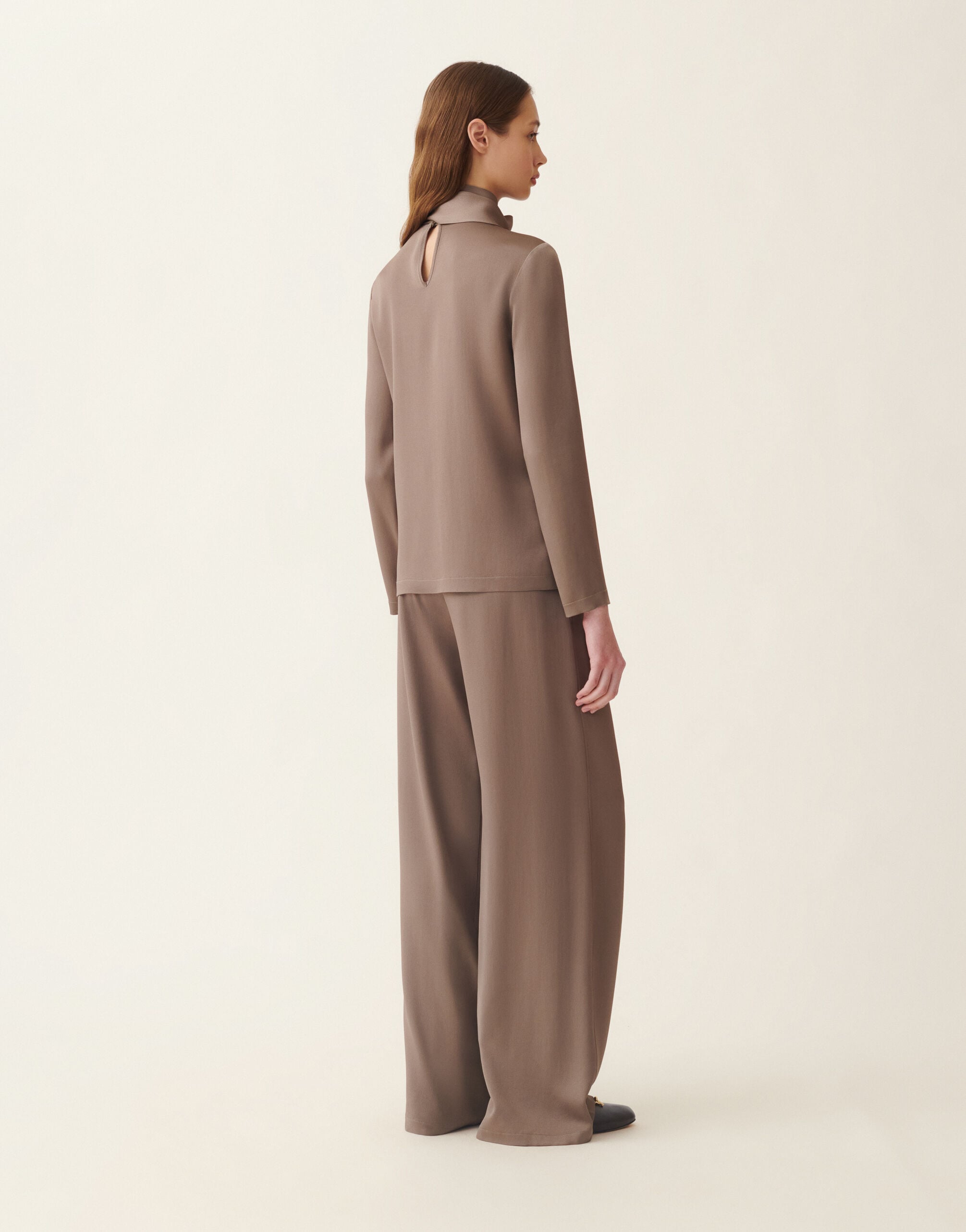 Enver satin top, falcon Fabiana Filippi Enver satin top, falcon Falcon TPD226F682M4650000