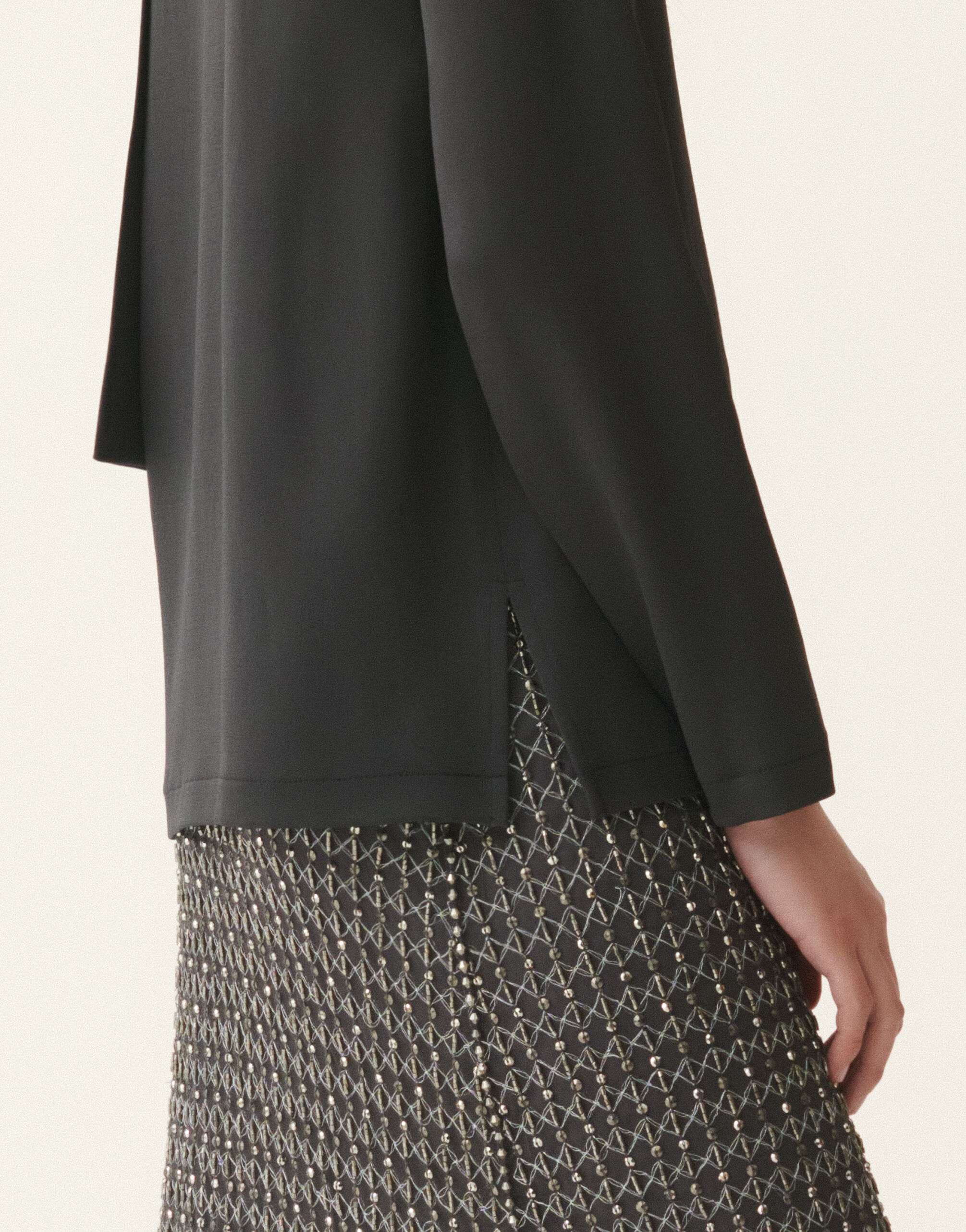 Enver satin top, charcoal Fabiana Filippi Enver satin top, charcoal Charcoal TPD226F682M4650000