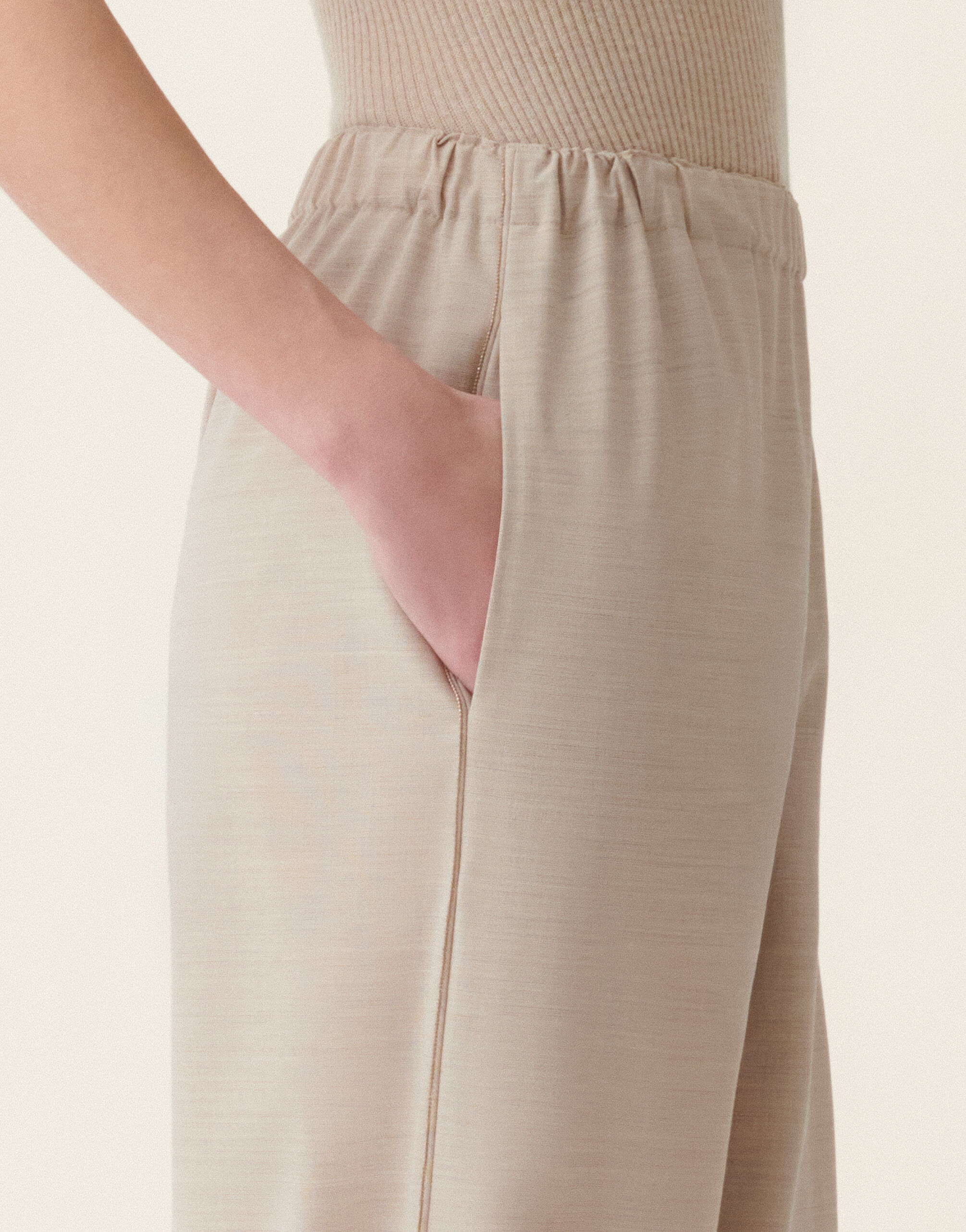レディースTrevi trousers in bistretch cool wool, cachà パンツ