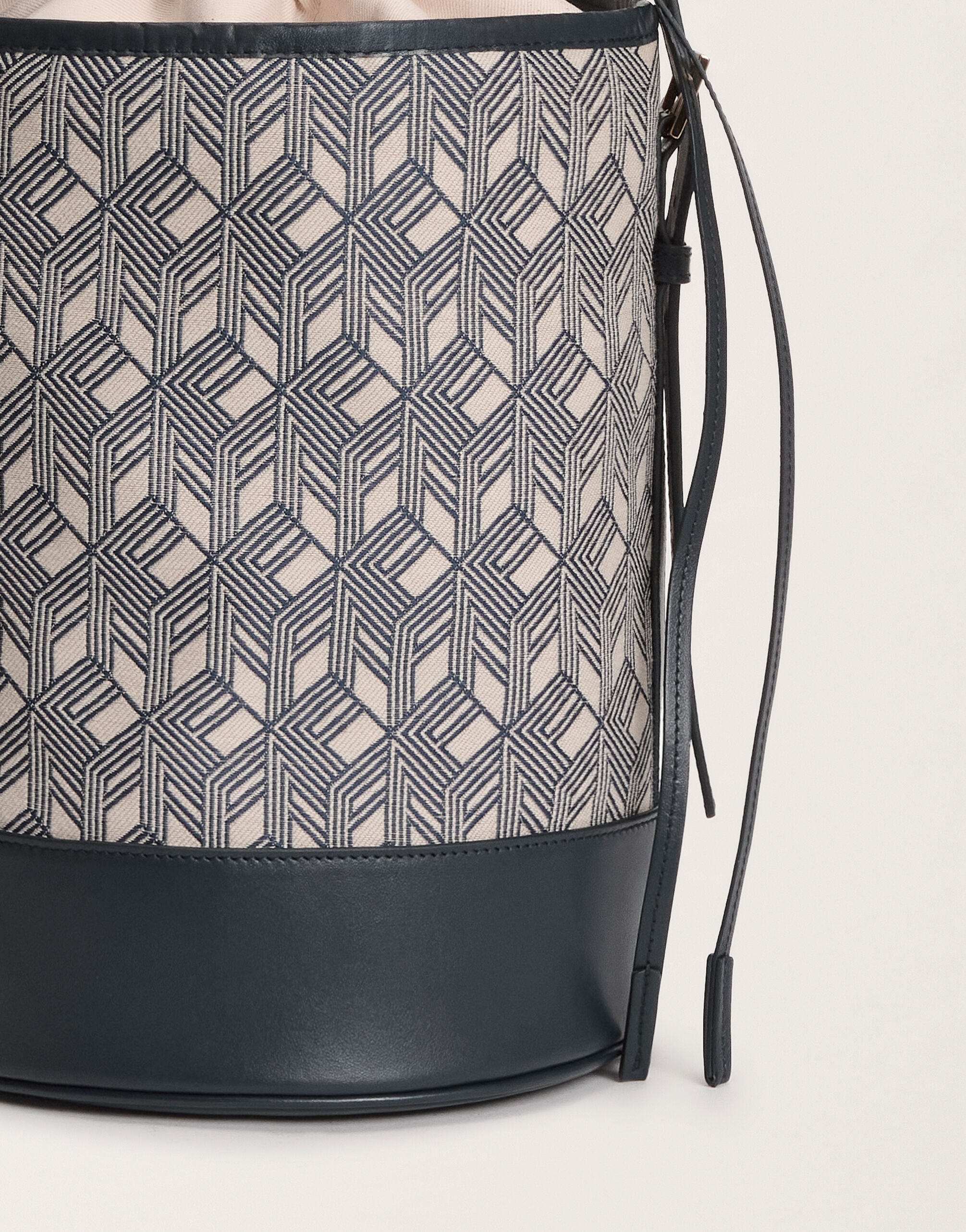 Fabiana Filippi Jacquard bucket bag, blue BLUE BGD275A071L4070000