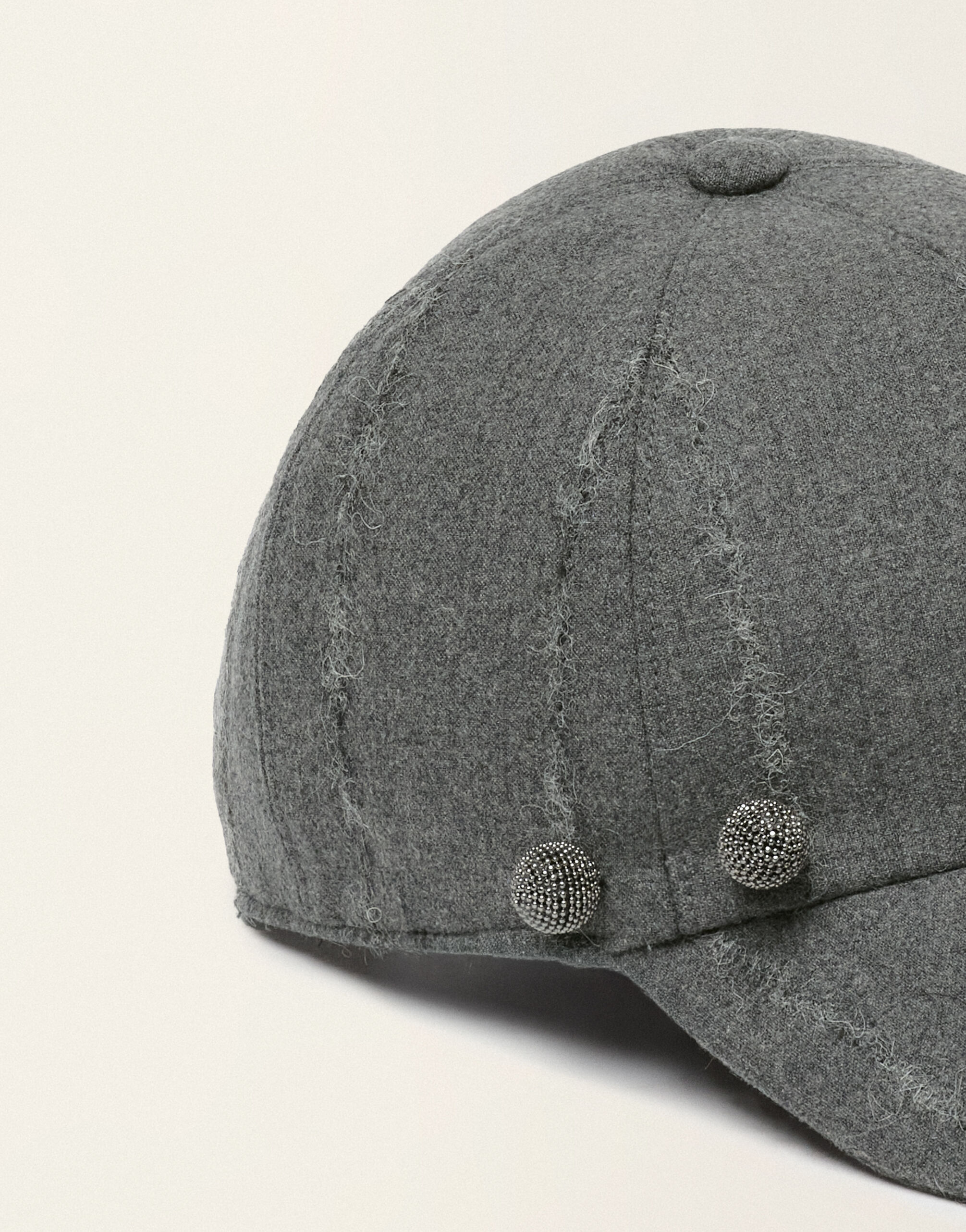 Pinstripe flannel baseball cap, charcoal Fabiana Filippi Pinstripe flannel baseball cap, charcoal Charcoal SAD226A941M4130000