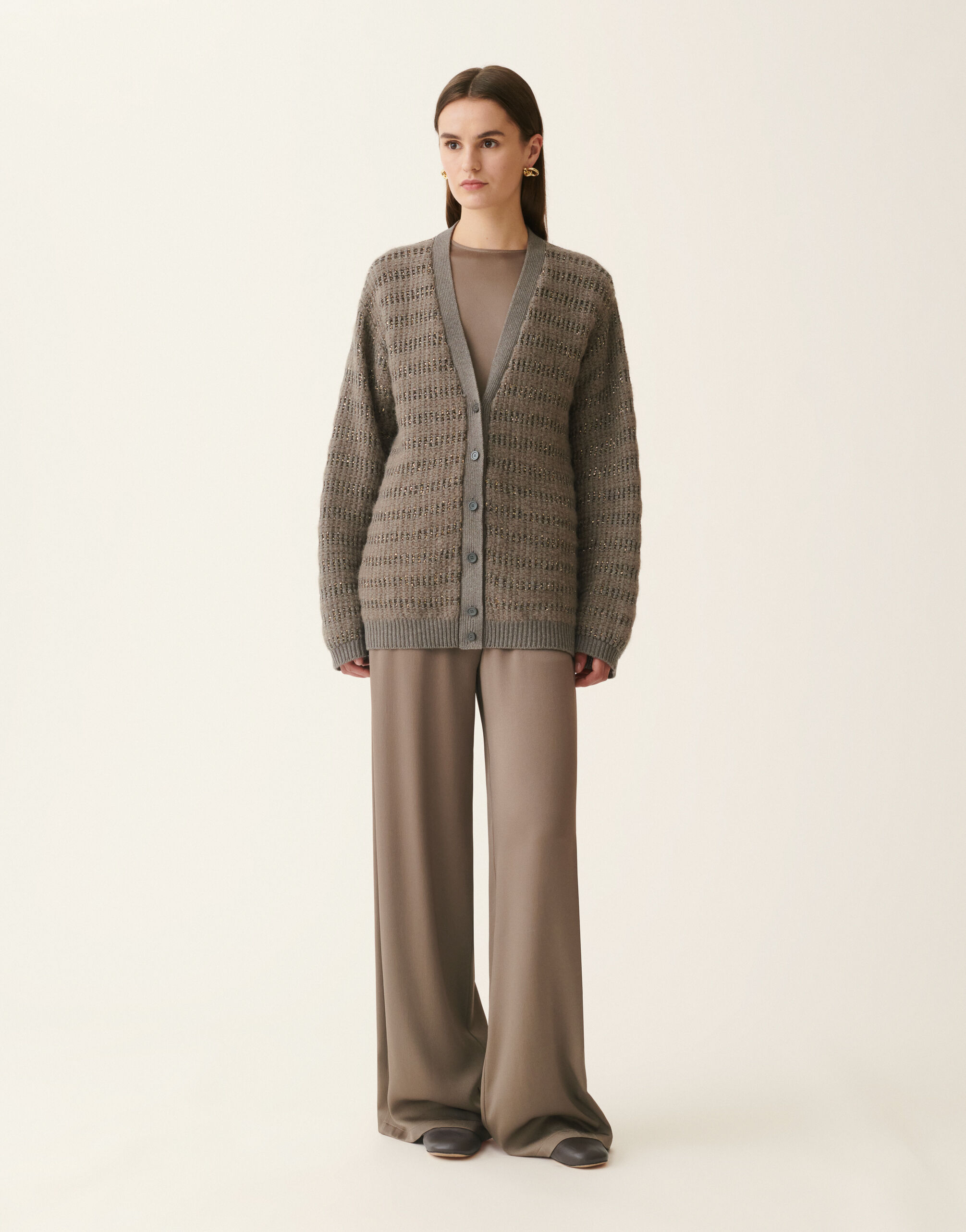 Platinum and mohair cardigan with sequin stripes, falcon Fabiana Filippi Platinum and mohair cardigan with sequin stripes, falcon Falcon MAD226F453M420M093