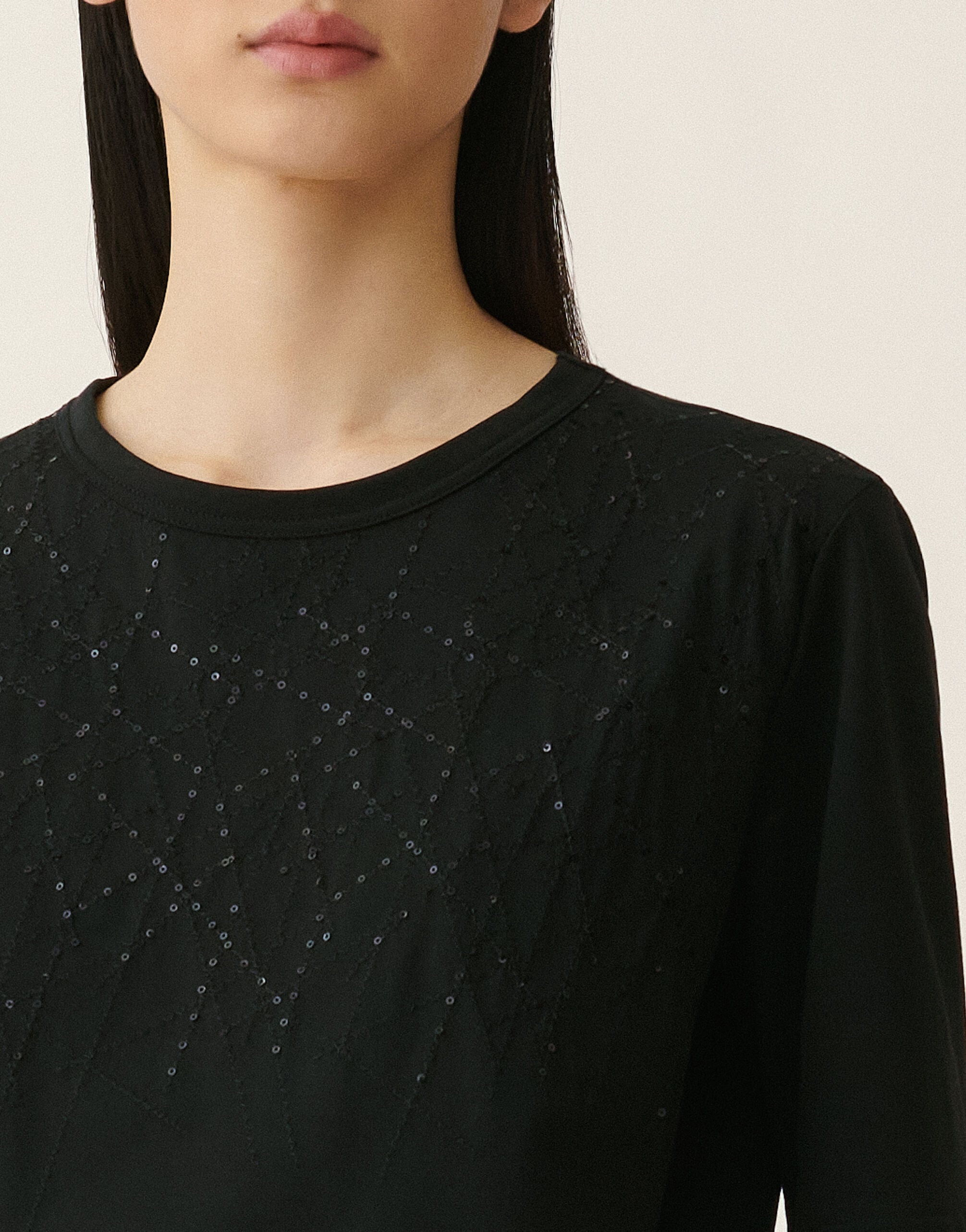 Embroidered jersey T-shirt, black Fabiana Filippi Embroidered jersey T-shirt, black Black JED226F558M4590000