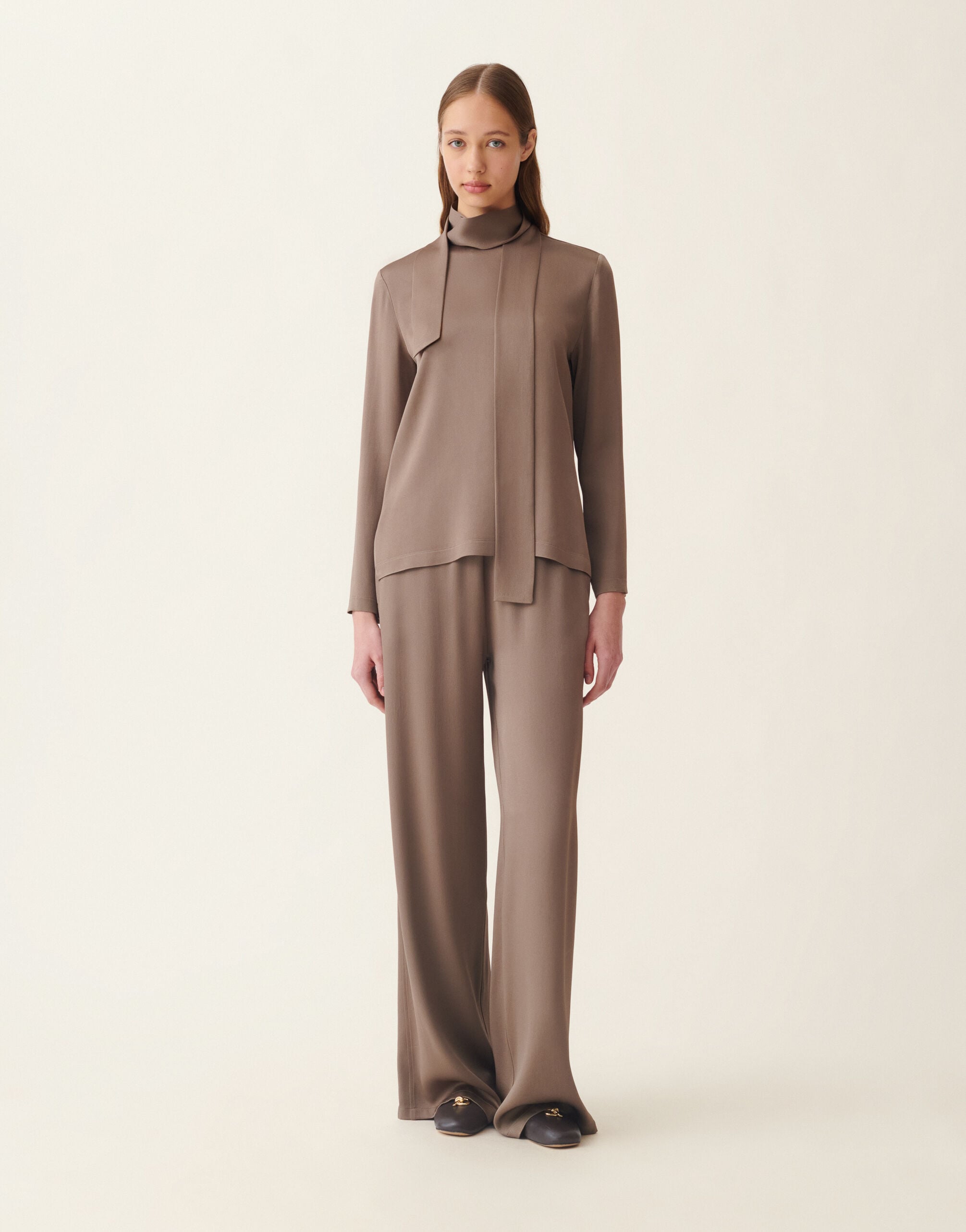 Enver satin top, falcon Fabiana Filippi Enver satin top, falcon Falcon TPD226F682M4650000