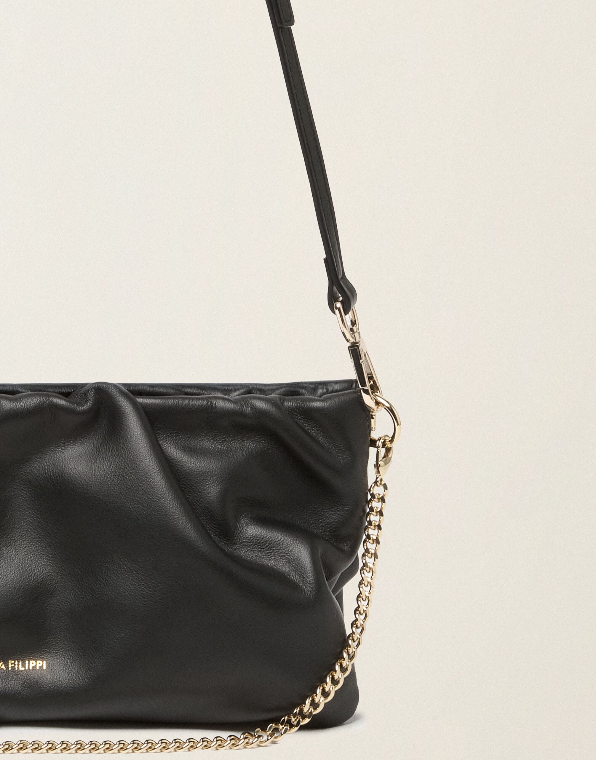 Nappa leather pouch, black Fabiana Filippi Nappa leather pouch, black Black BGD226A800M5660000