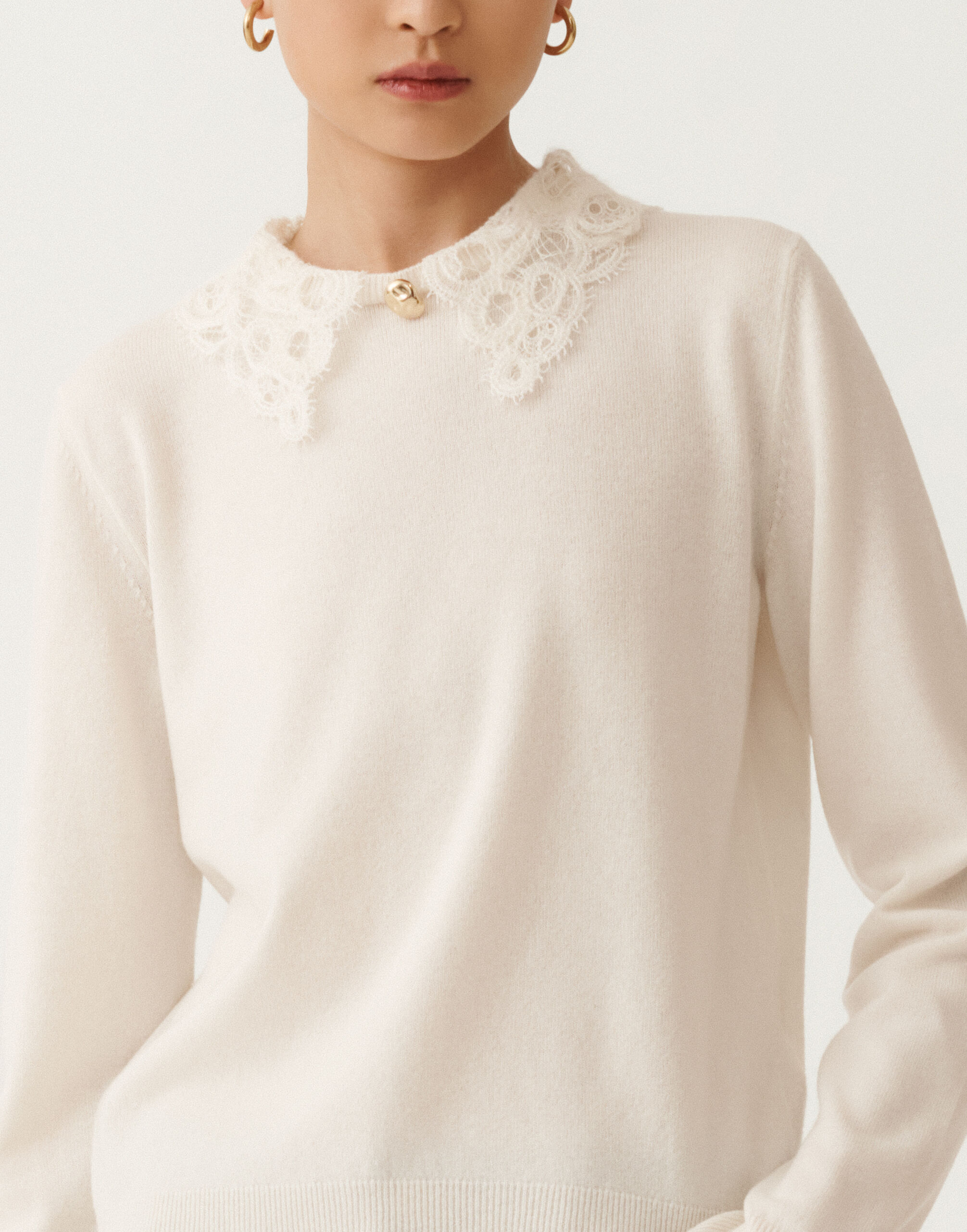 Platinum sweater with macramé lace, raffia for Women | Fabiana