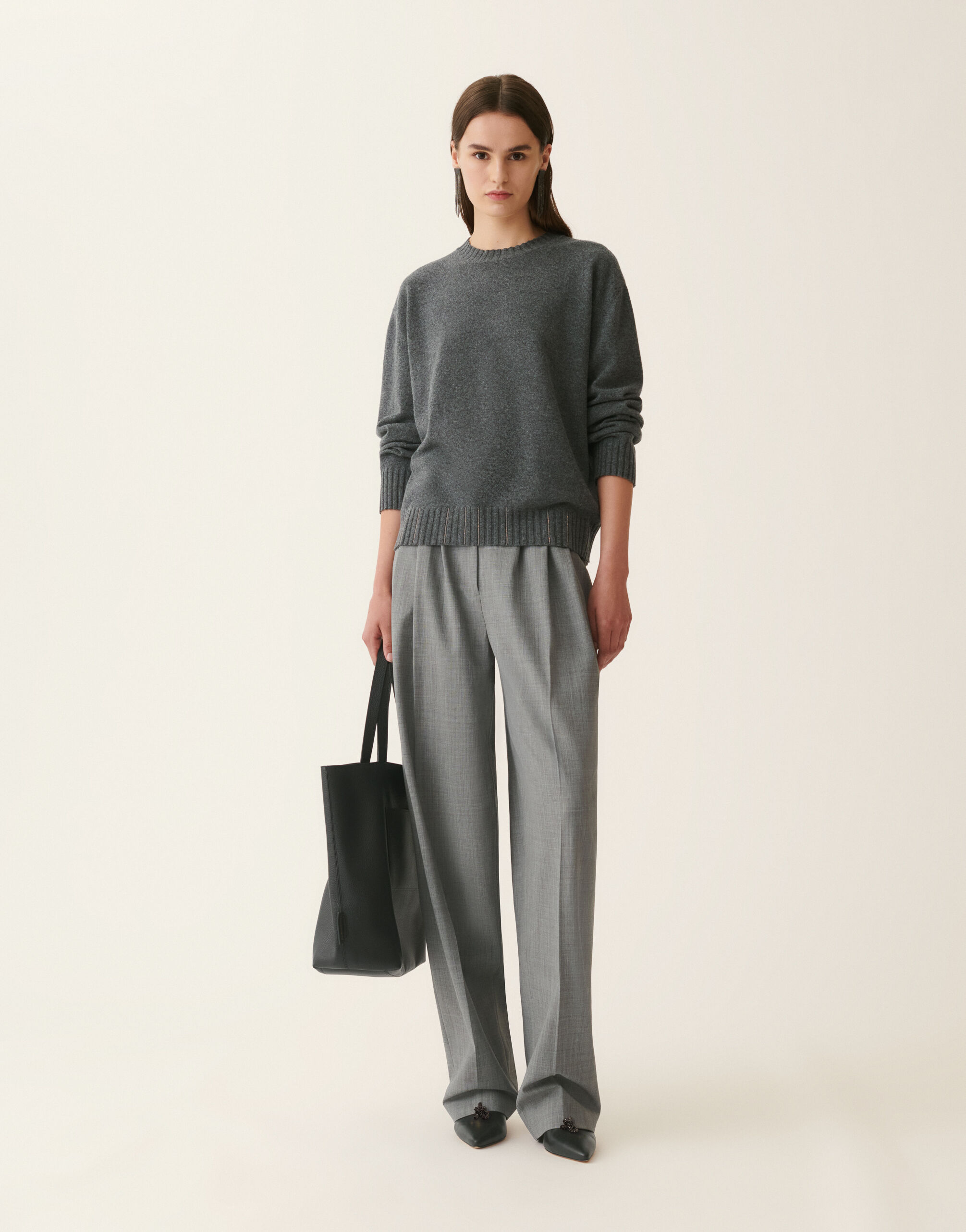 Platinum-Pullover mit Rundhalsausschnitt, Anthrazit Fabiana Filippi Platinum-Pullover mit Rundhalsausschnitt, Anthrazit Anthrazit MAD216F028M2810000