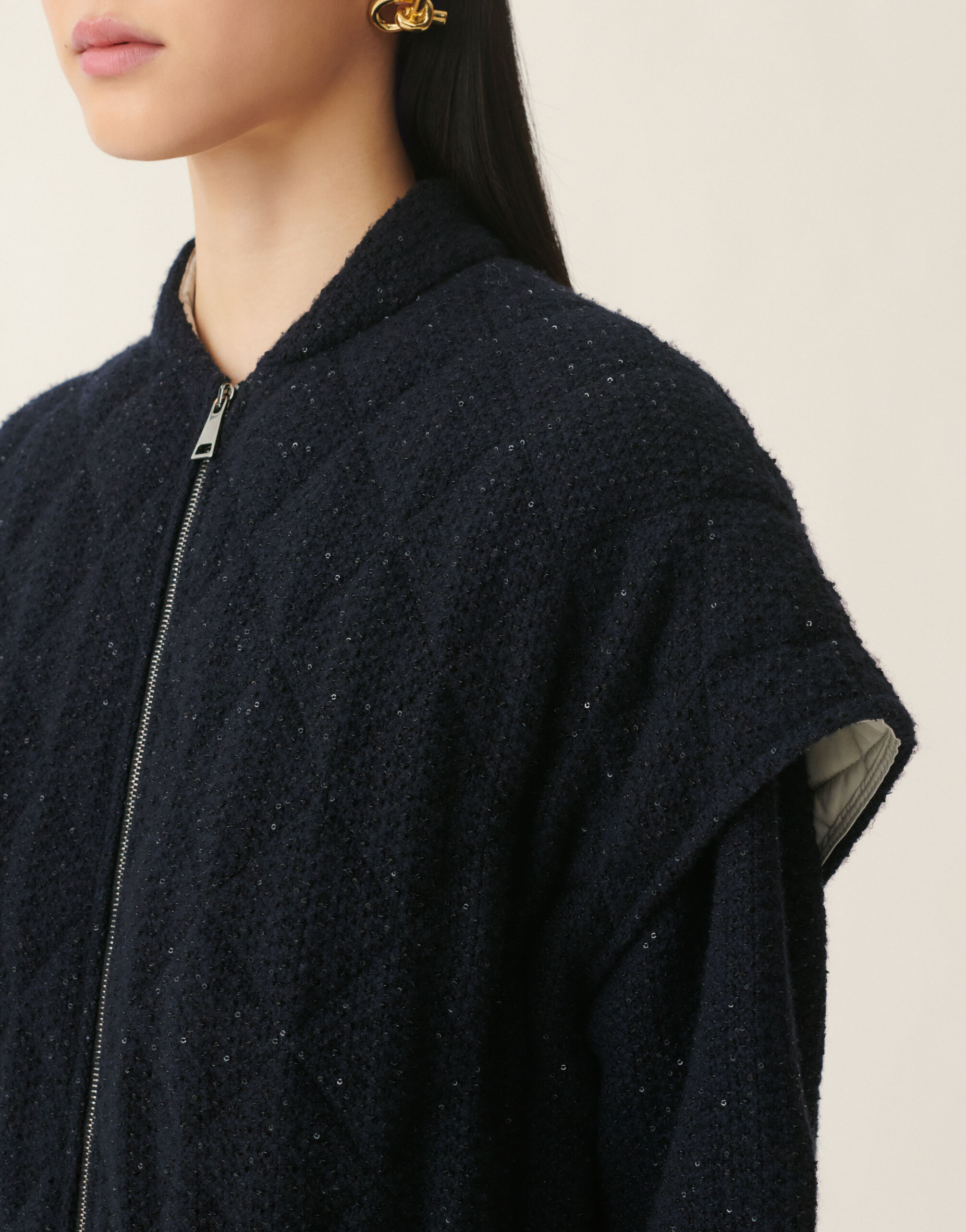 Fabiana Filippi Cape en Platinum et paillettes, bleu nuit Bleu nuit CTD216F183M3270000