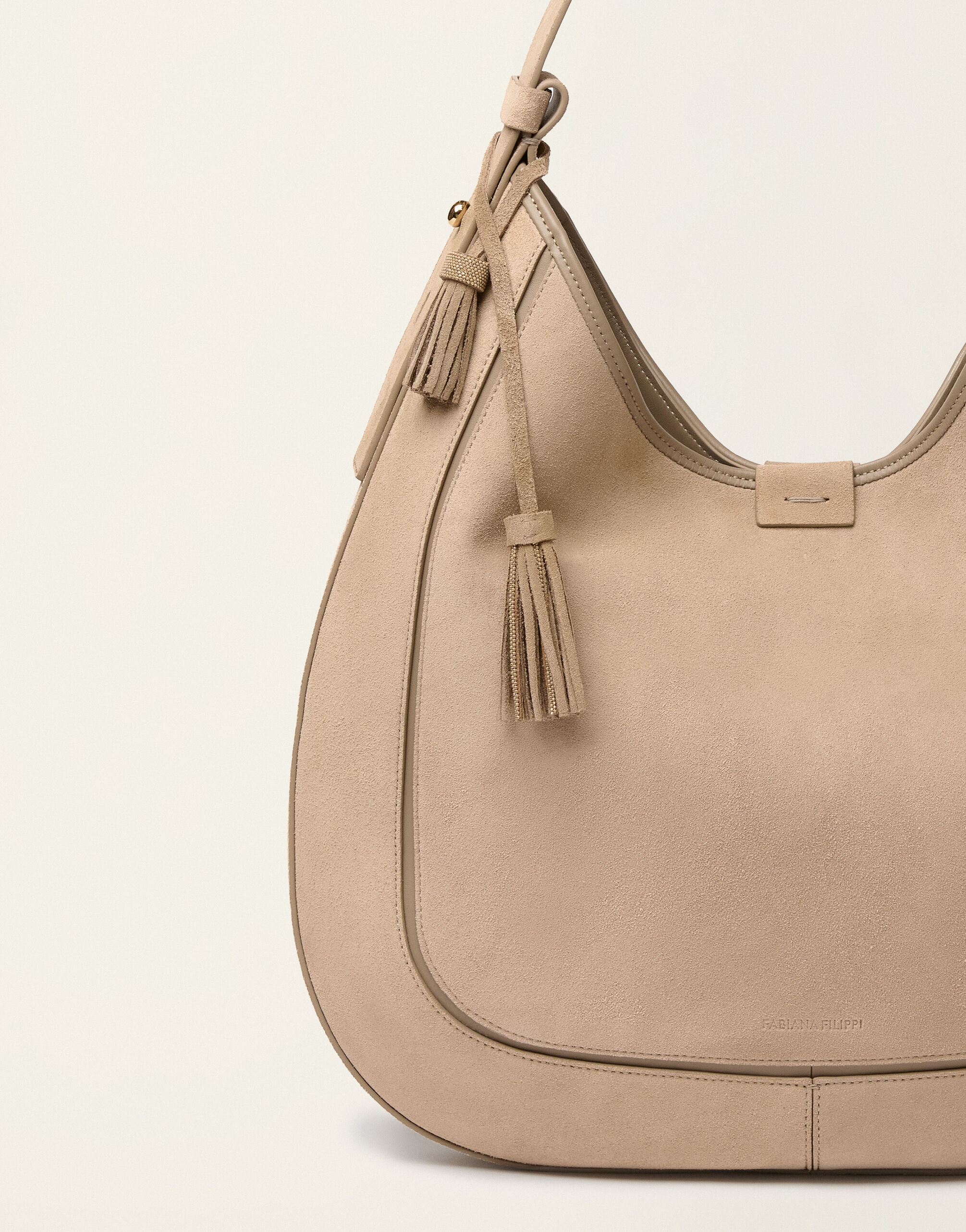 Hobo bag en daim, cachà Fabiana Filippi Hobo bag en daim, cachà Cachà BGD216A803M5340000