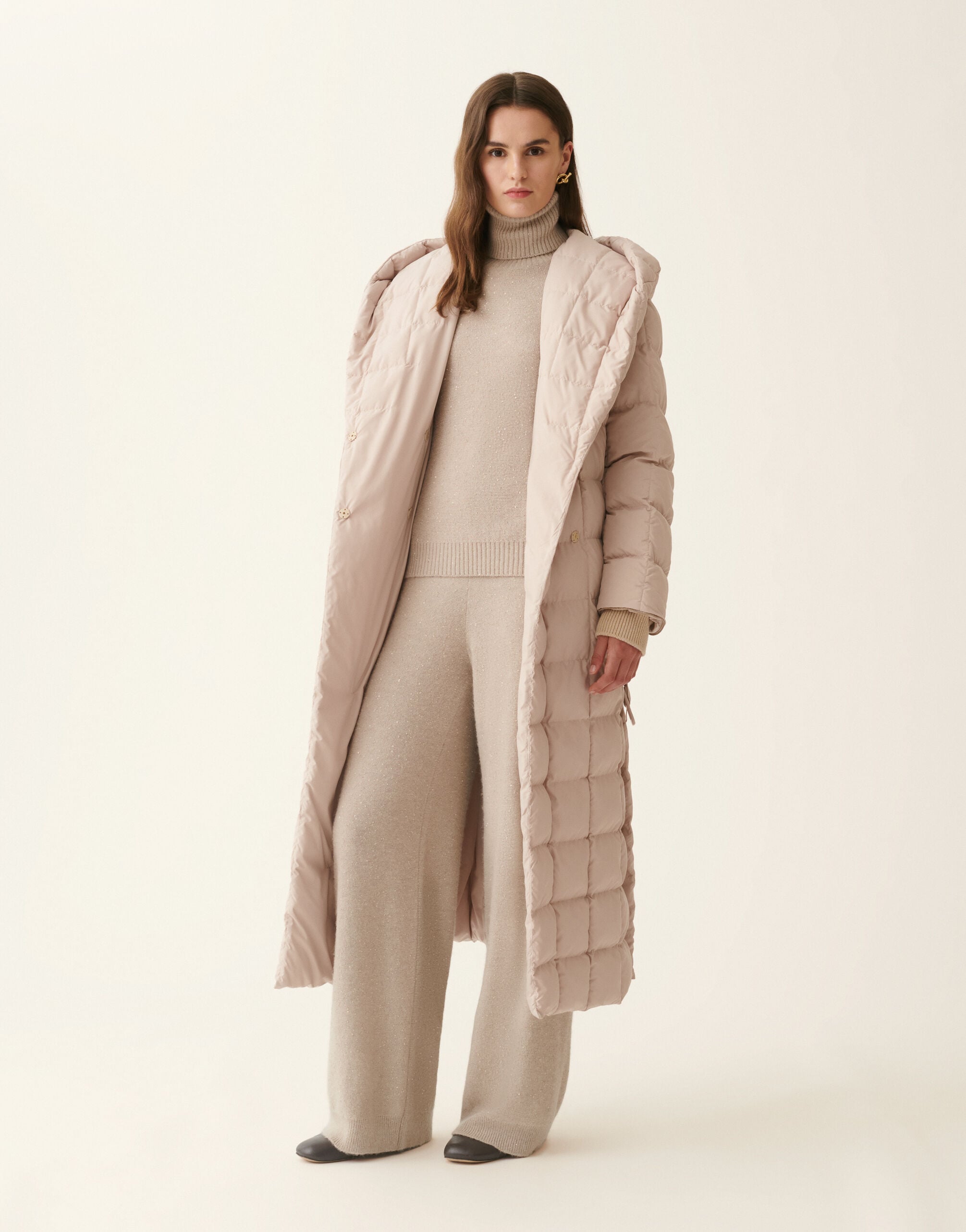 Long ultralight technical down coat, cachà Fabiana Filippi Long ultralight technical down coat, cachà Cachà CTD226F657M3800000