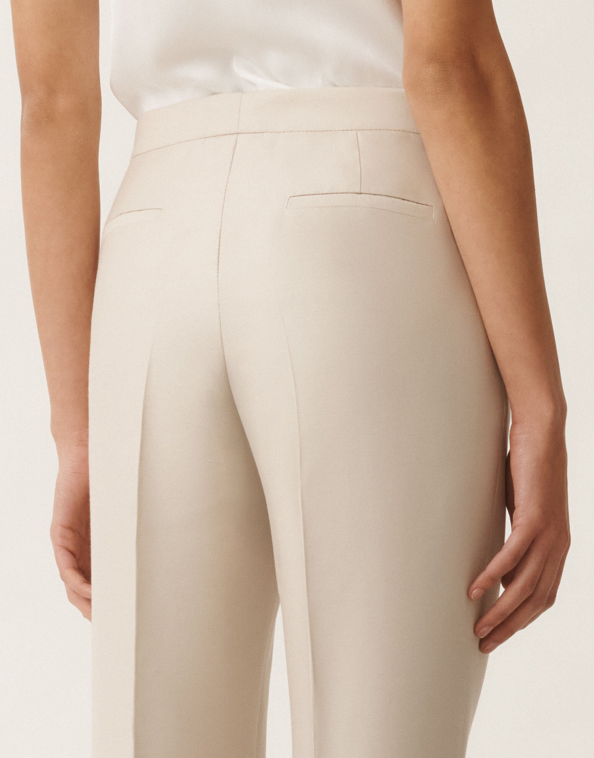 Fabiana Filippi Hose Montefalco aus Mikadostoff in Baumwolle und Seide, greige BRAUN PAD265F326D7870000