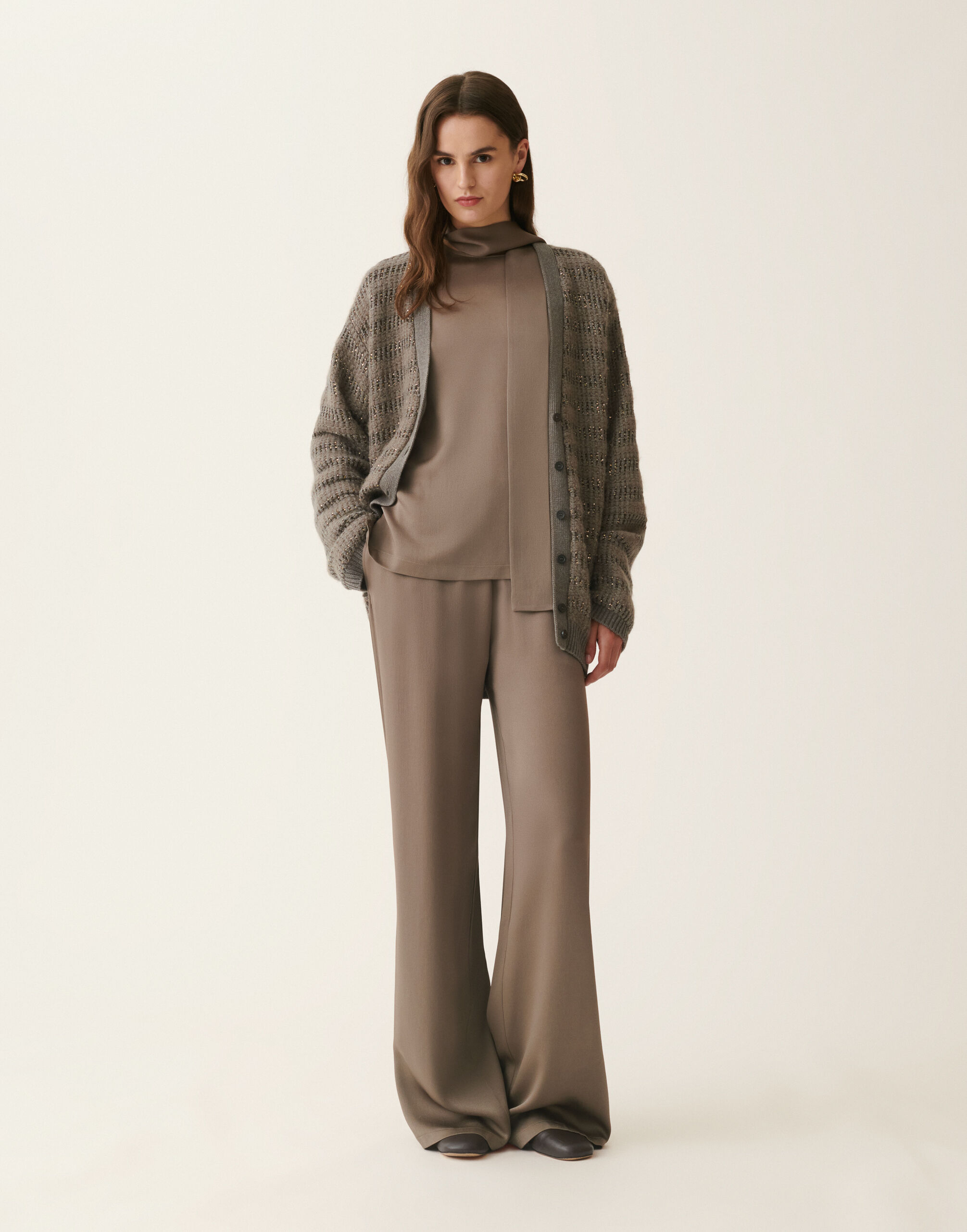 Platinum and mohair cardigan with sequin stripes, falcon Fabiana Filippi Platinum and mohair cardigan with sequin stripes, falcon Falcon MAD226F453M420M093