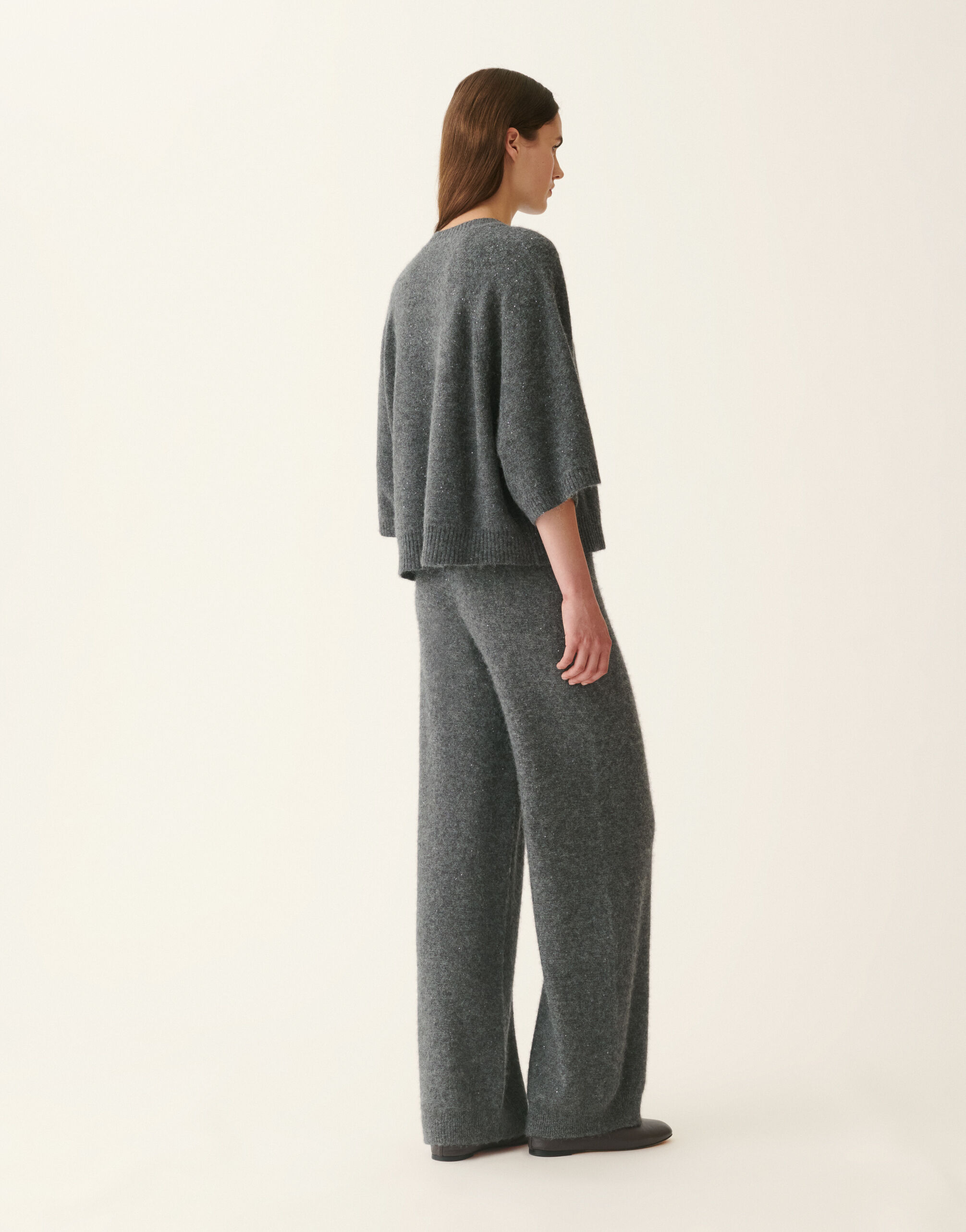 Cape aus Paillettengarn, Anthrazit Fabiana Filippi Cape aus Paillettengarn, Anthrazit Anthrazit MAD226F067D2960000